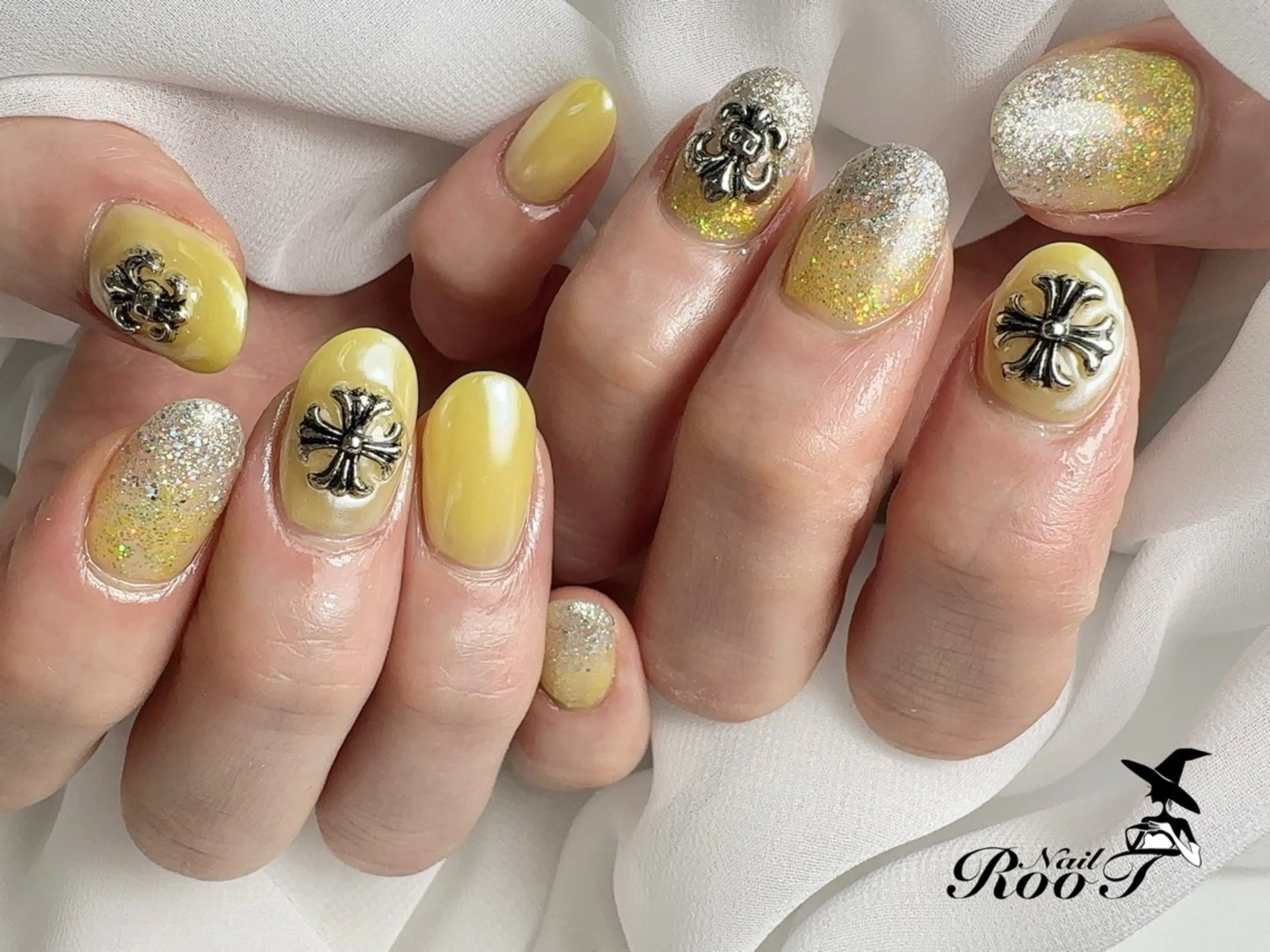 ネイル 黄色 ハンドネイル RooT Nailのネイルデザイン