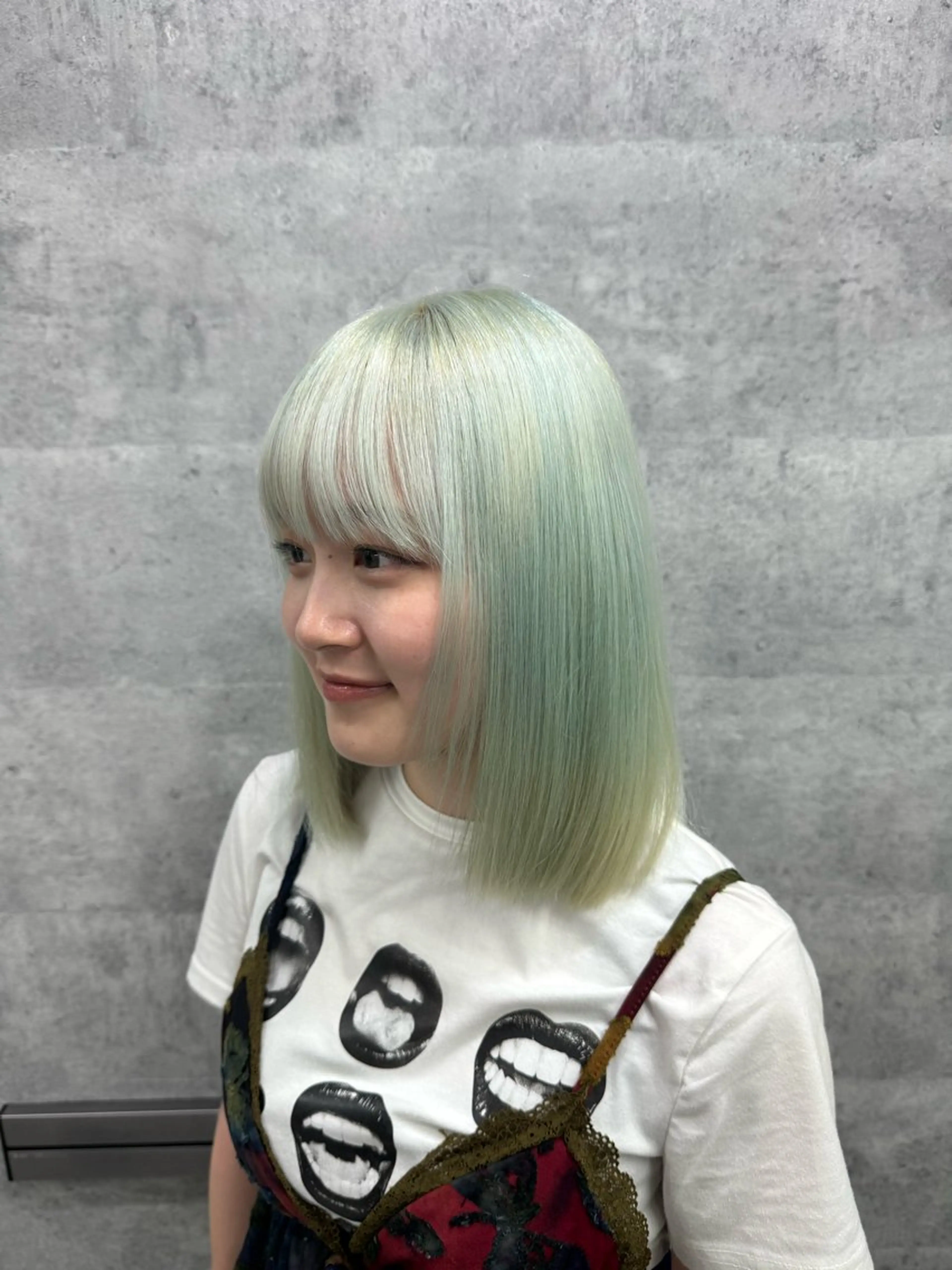 ミディアム カラー あなたのお悩み改善" You"💚❤️💛のヘアスタイル