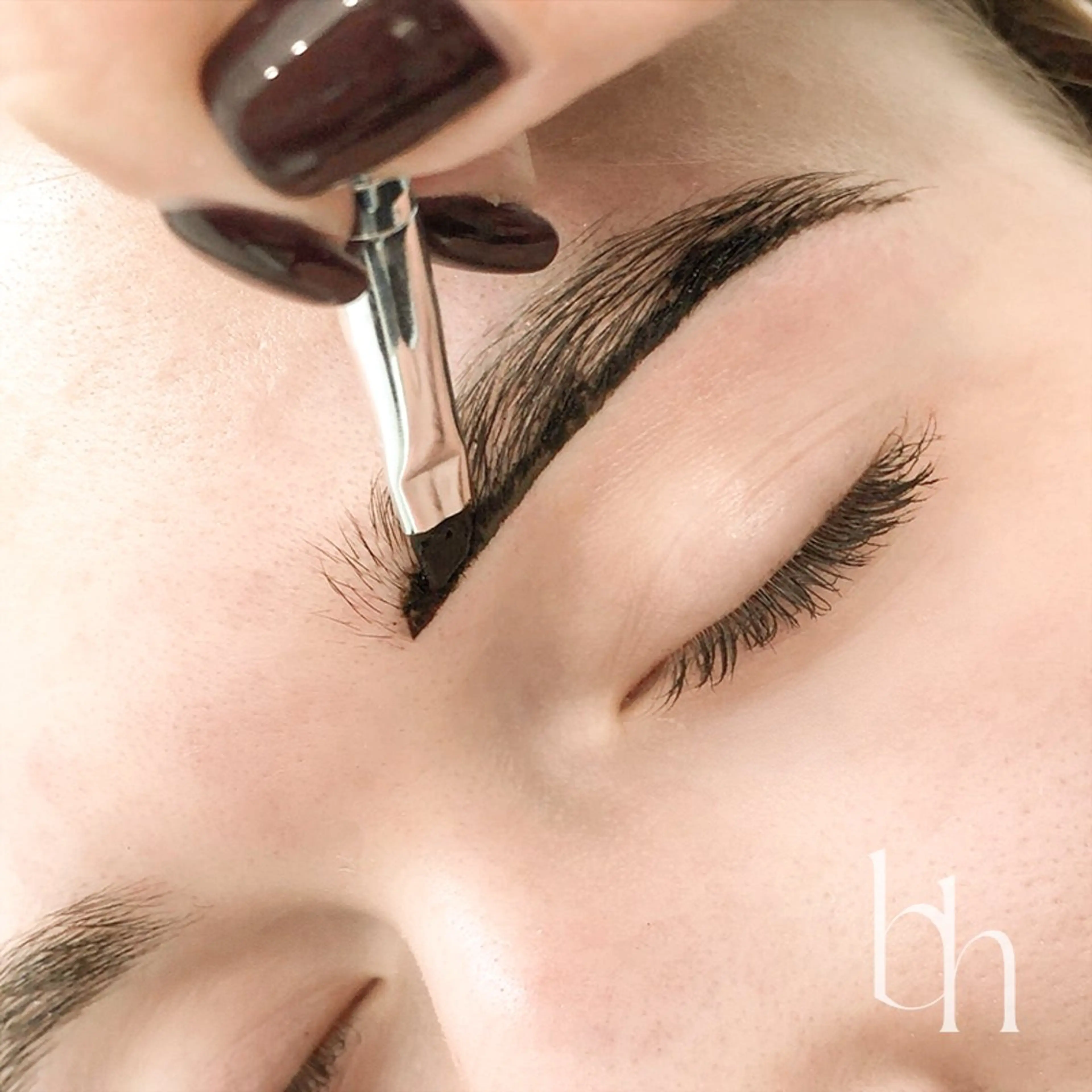 アイブロウ 束感マツエクが人気✩ sachiのマツエク・マツパデザイン