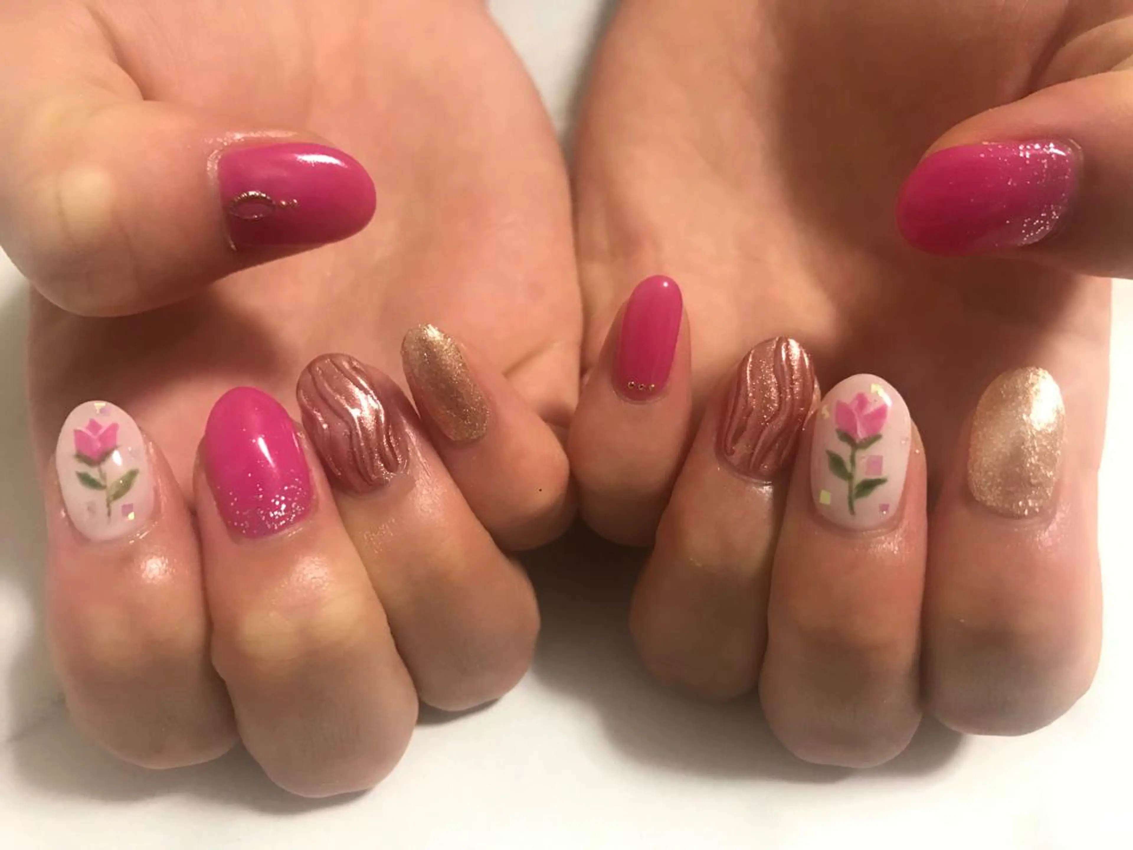 ネイル ecrin (エクラン)のネイルデザイン