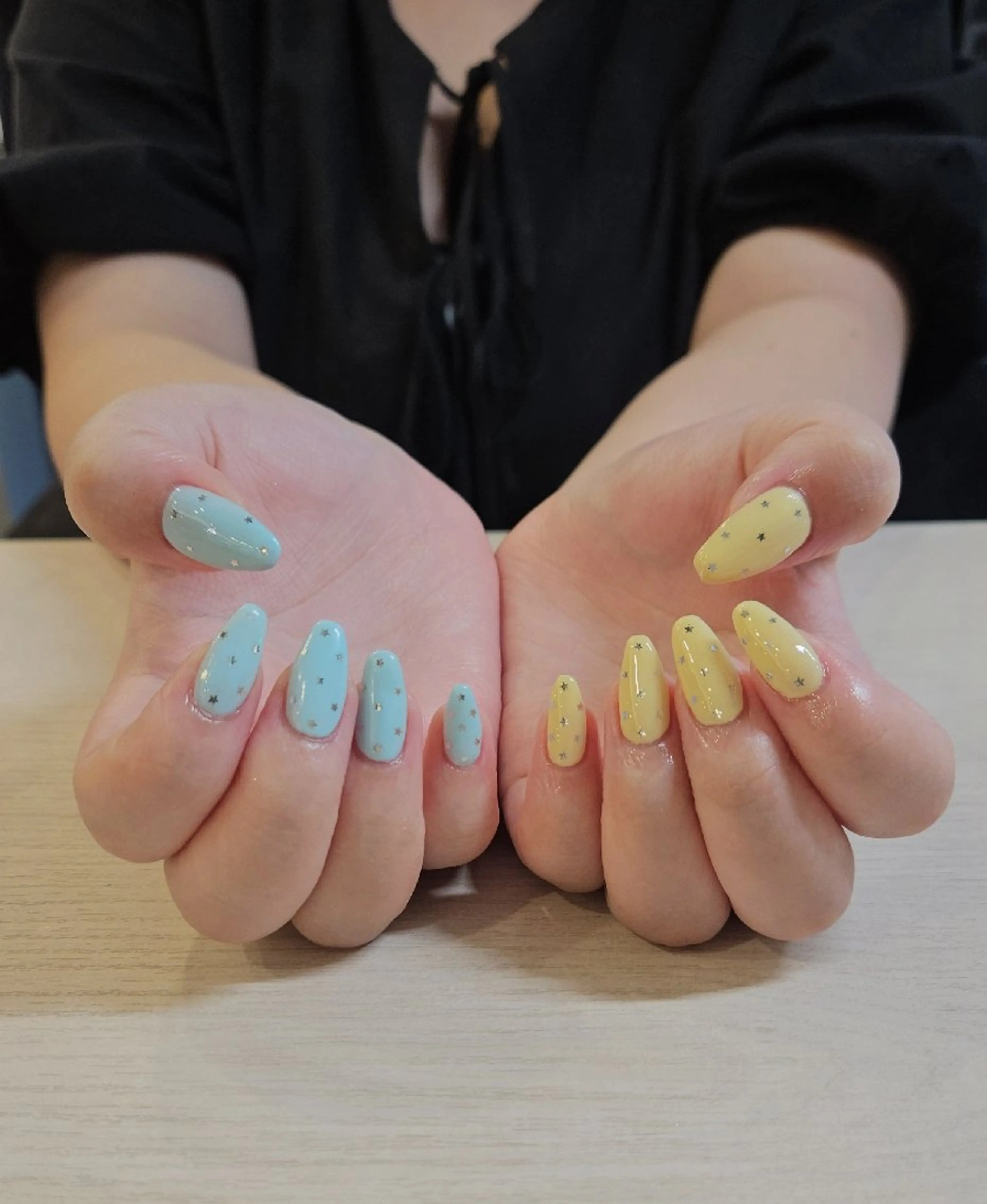 ネイル ハンドネイル 関口 友菜のヘアスタイル