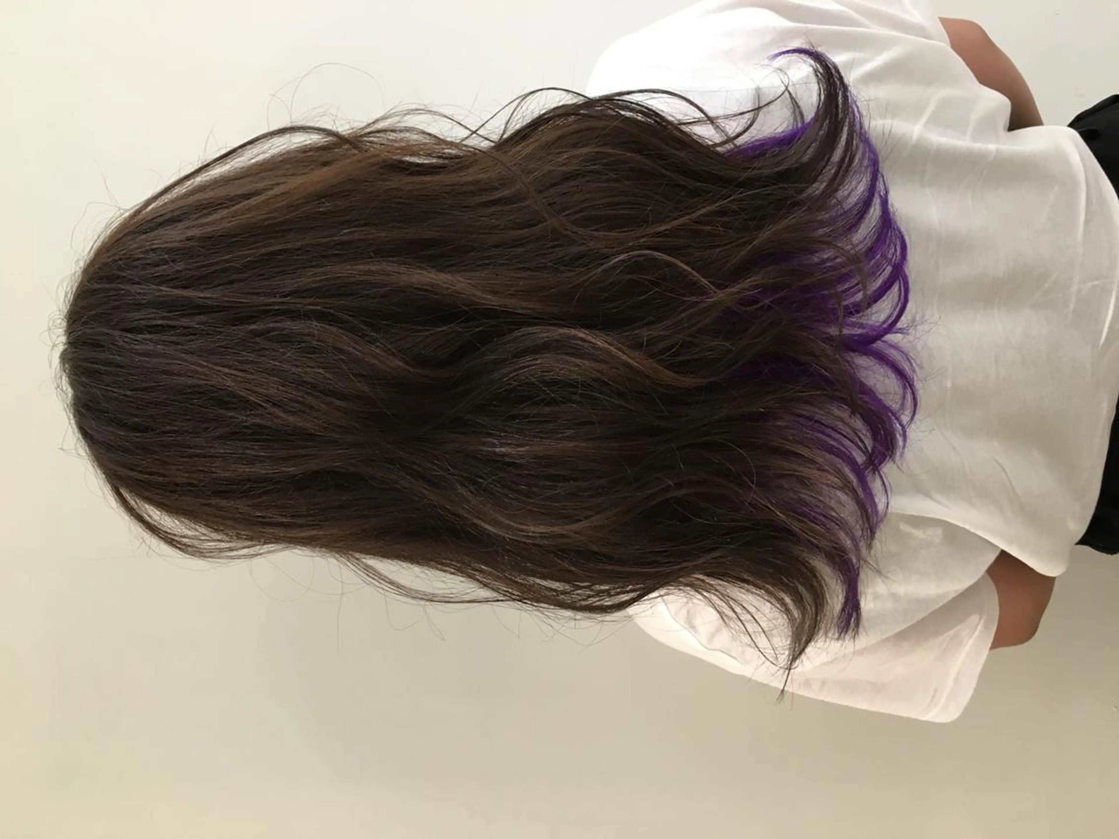 ミディアム due hair 京都駅前店 MILBON オージュア認定サロン【デューヘアー】所属・ハイトーンブリーチ 土坂　由志【京都】のヘアスタイル