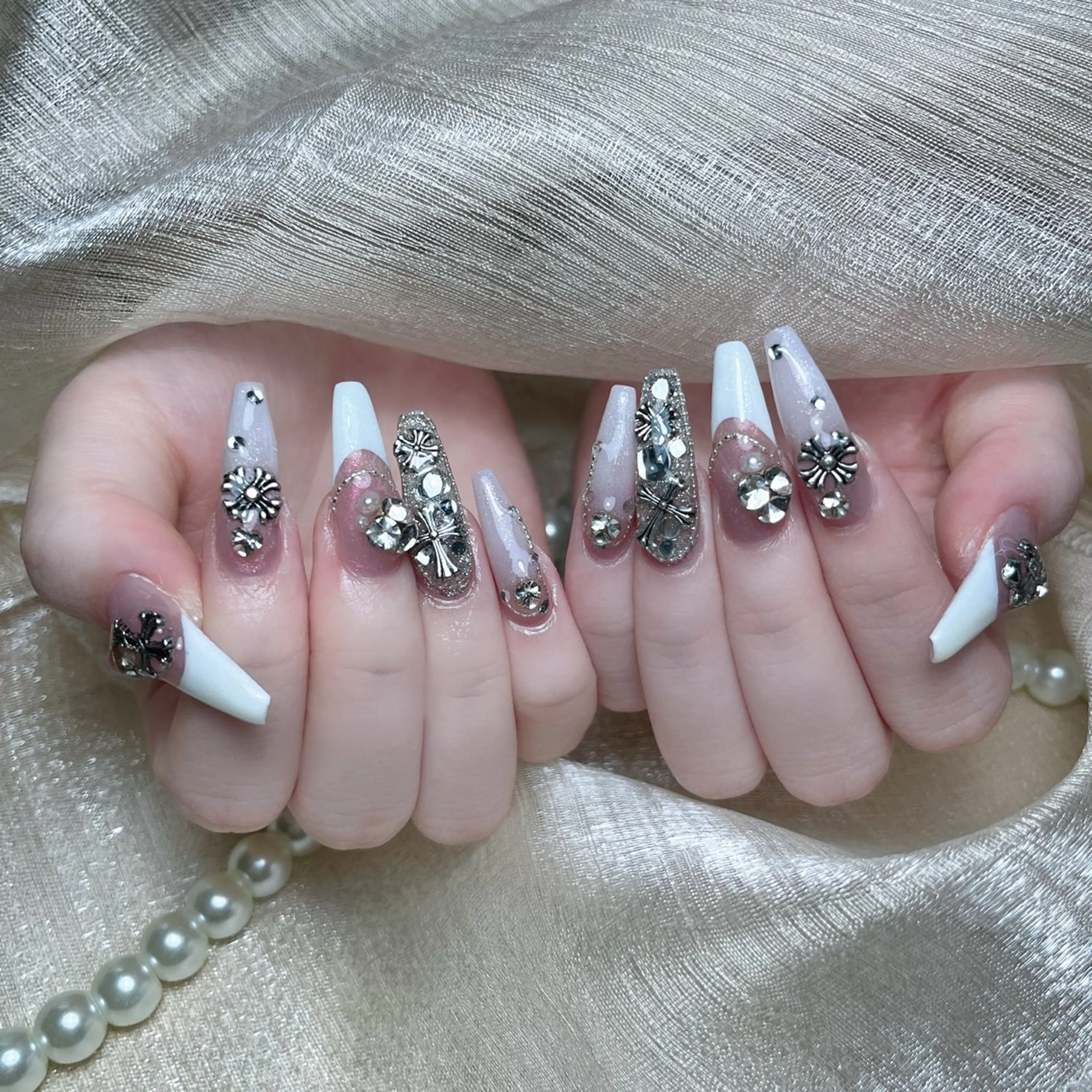 ネイル ハンドネイル ハンドケア ちごみ Novaのネイルデザイン