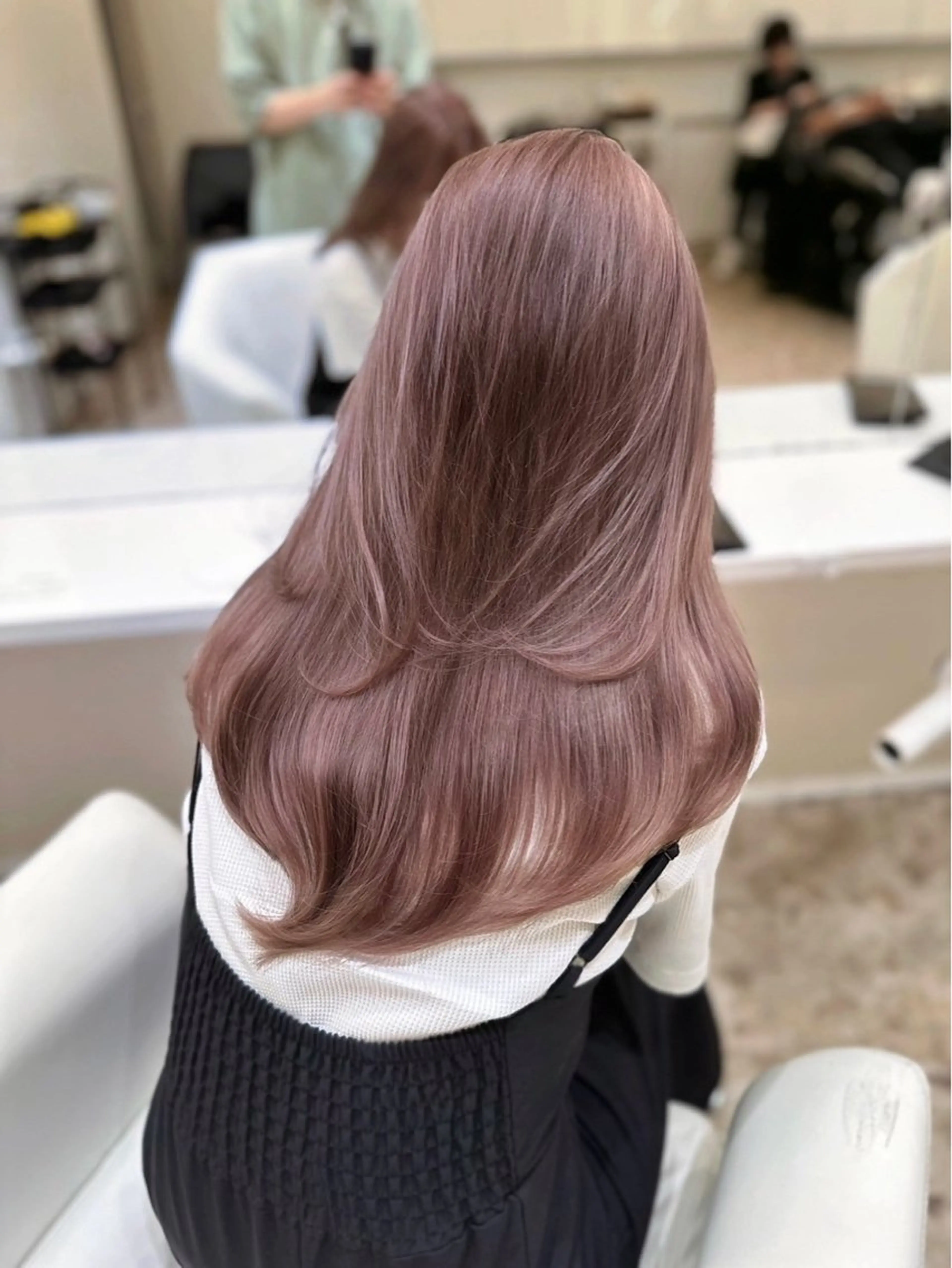 カラー レイヤーカット┊ 透 明感カラー┊ YUIのヘアスタイル