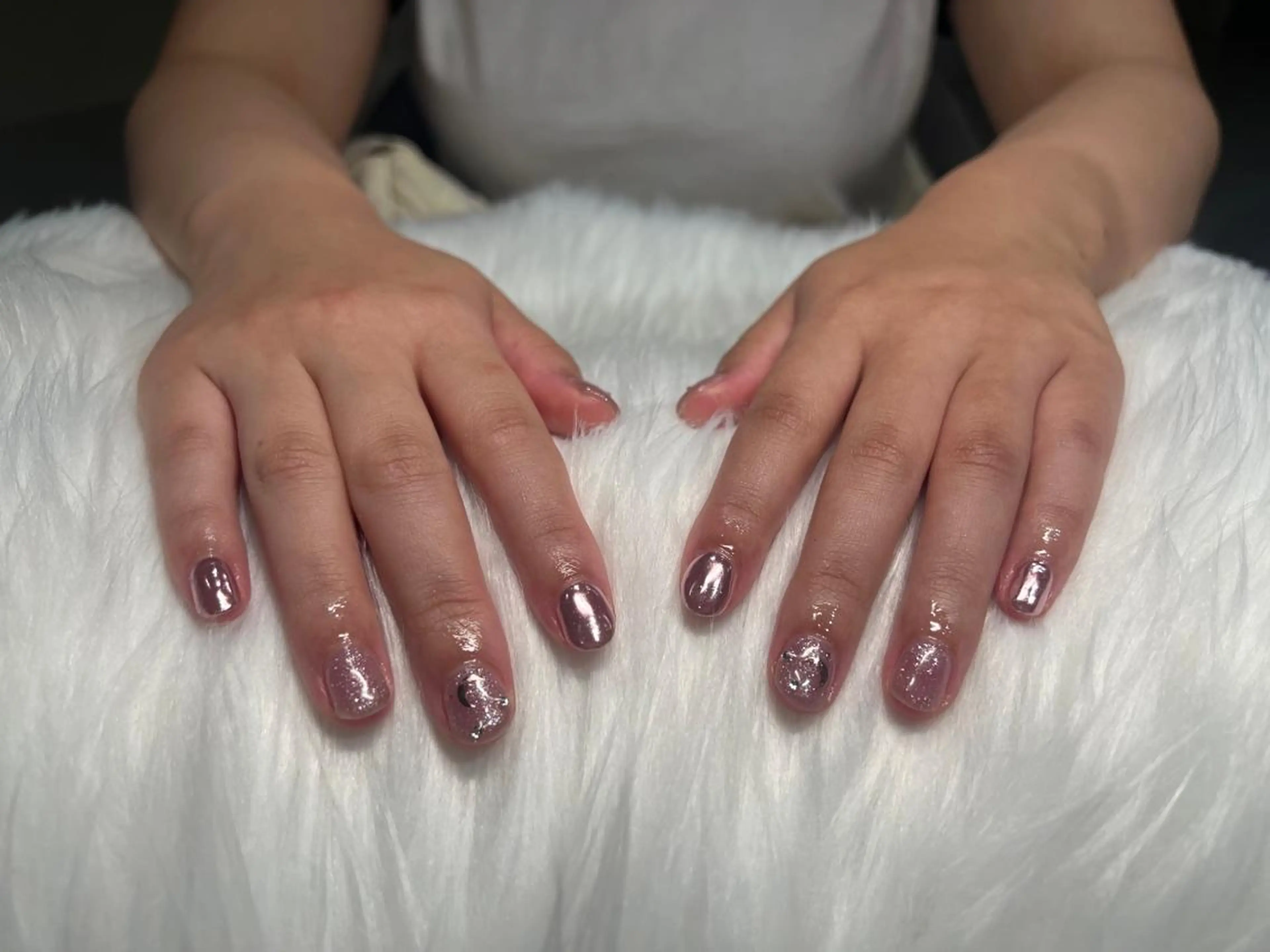 ネイル キラキラネイル ラメ(グリッター) ミラーネイル ピンク Nail Salon Lindaのネイルデザイン