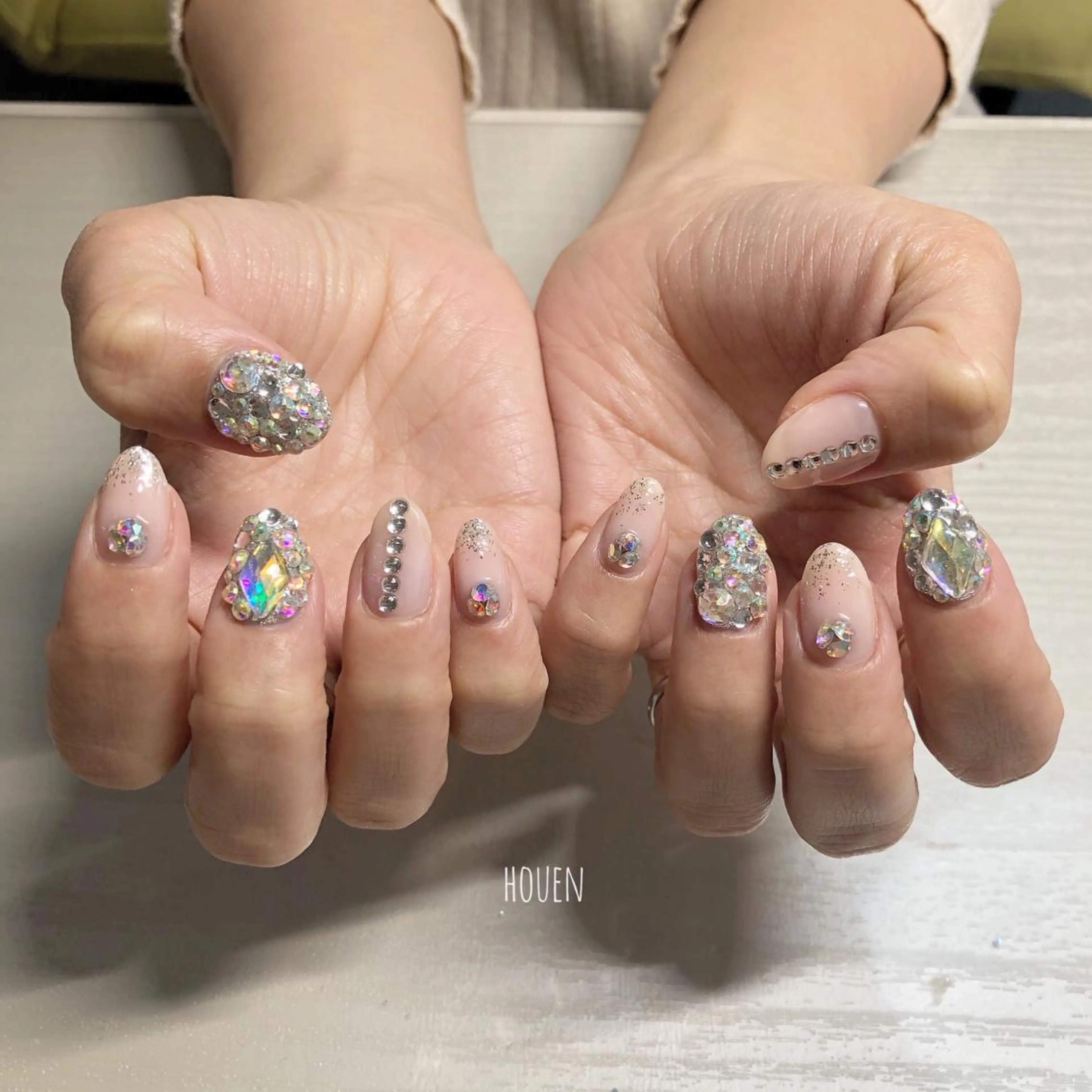 ネイル 持ち込み I P'ink nail salon所属・I pinknail 韓国風·持ち込み専門のネイルデザイン