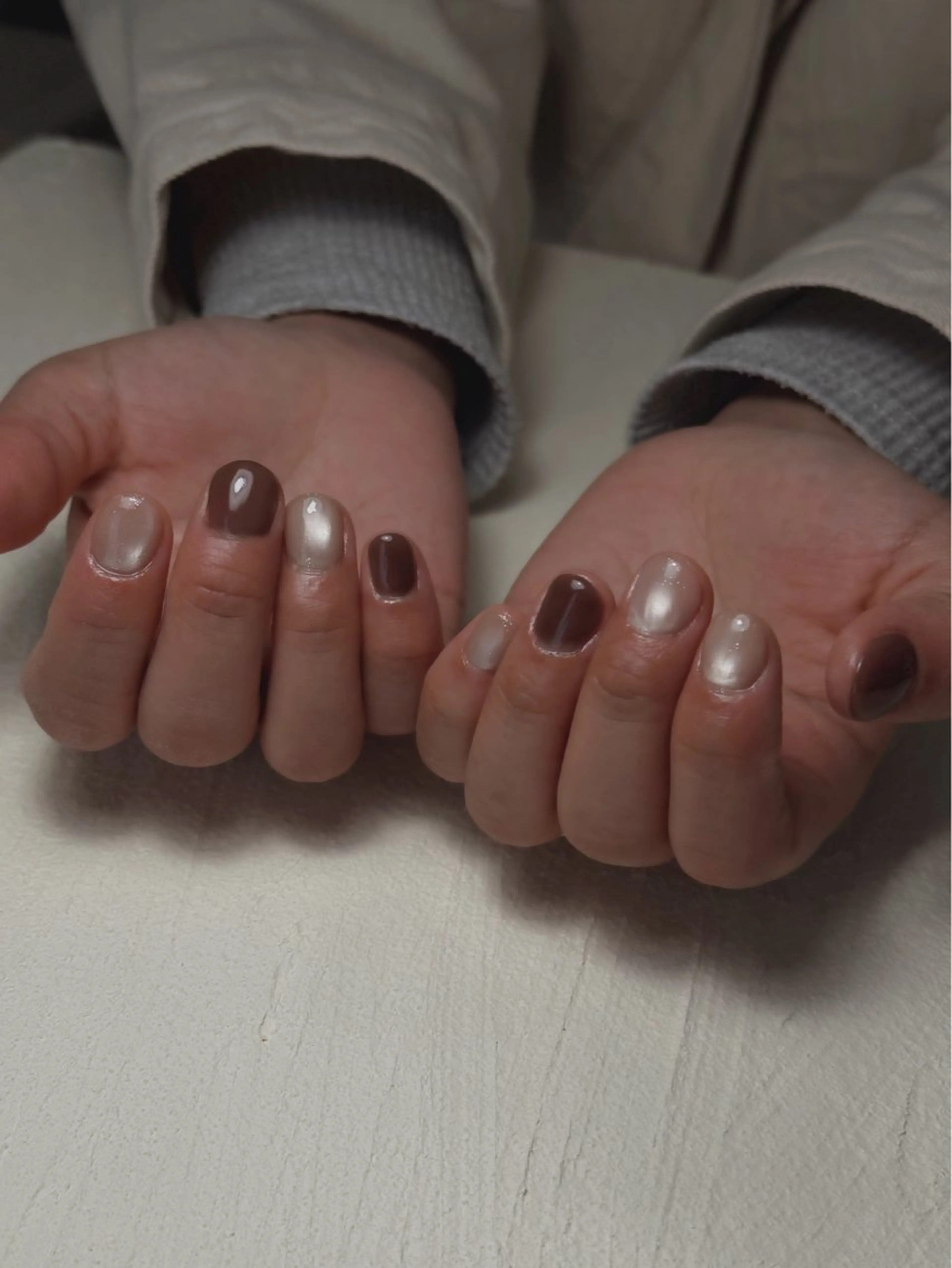 ネイル ハンドネイル Tiny Glowのネイルデザイン