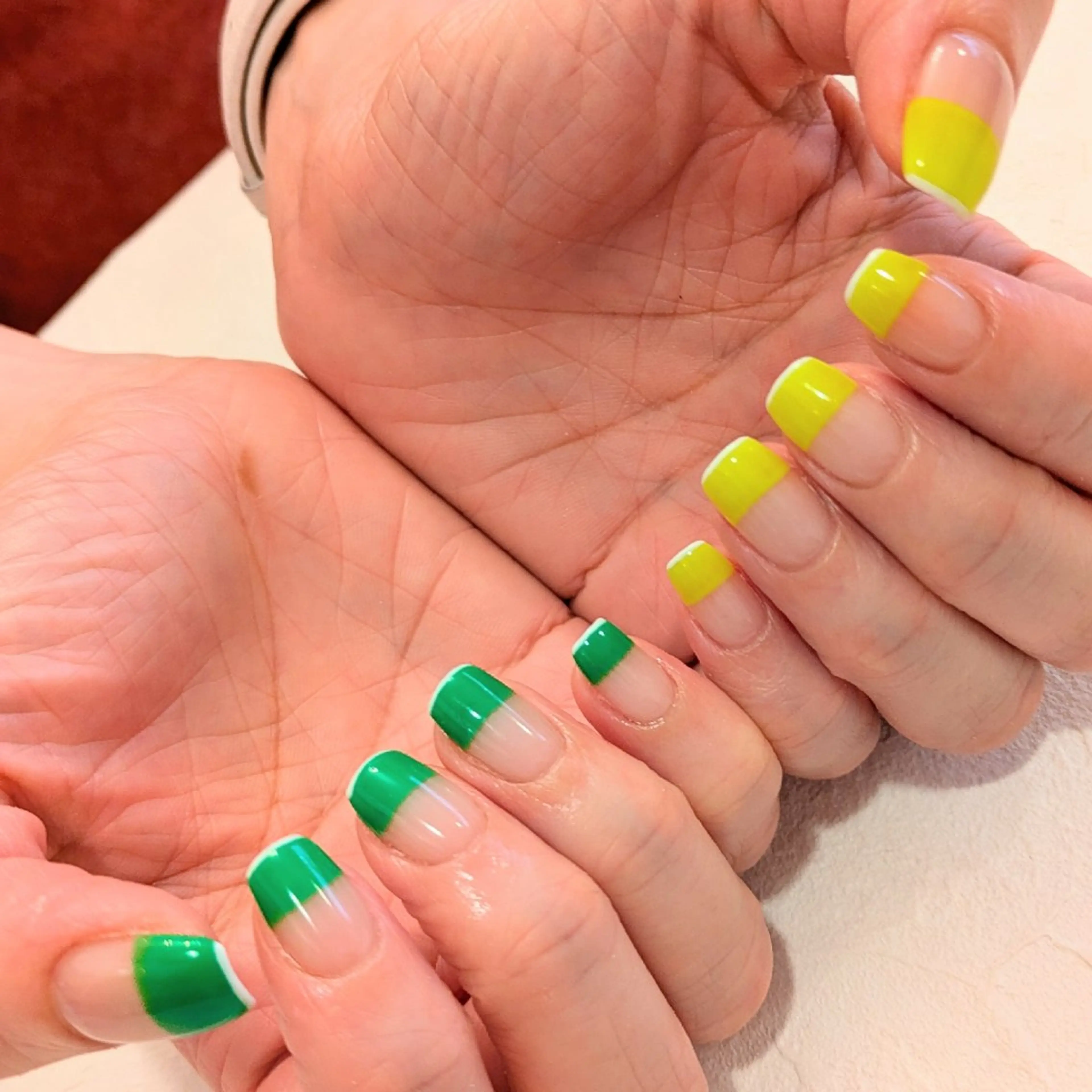 ネイル ジェヌインネイル 河内のネイルデザイン