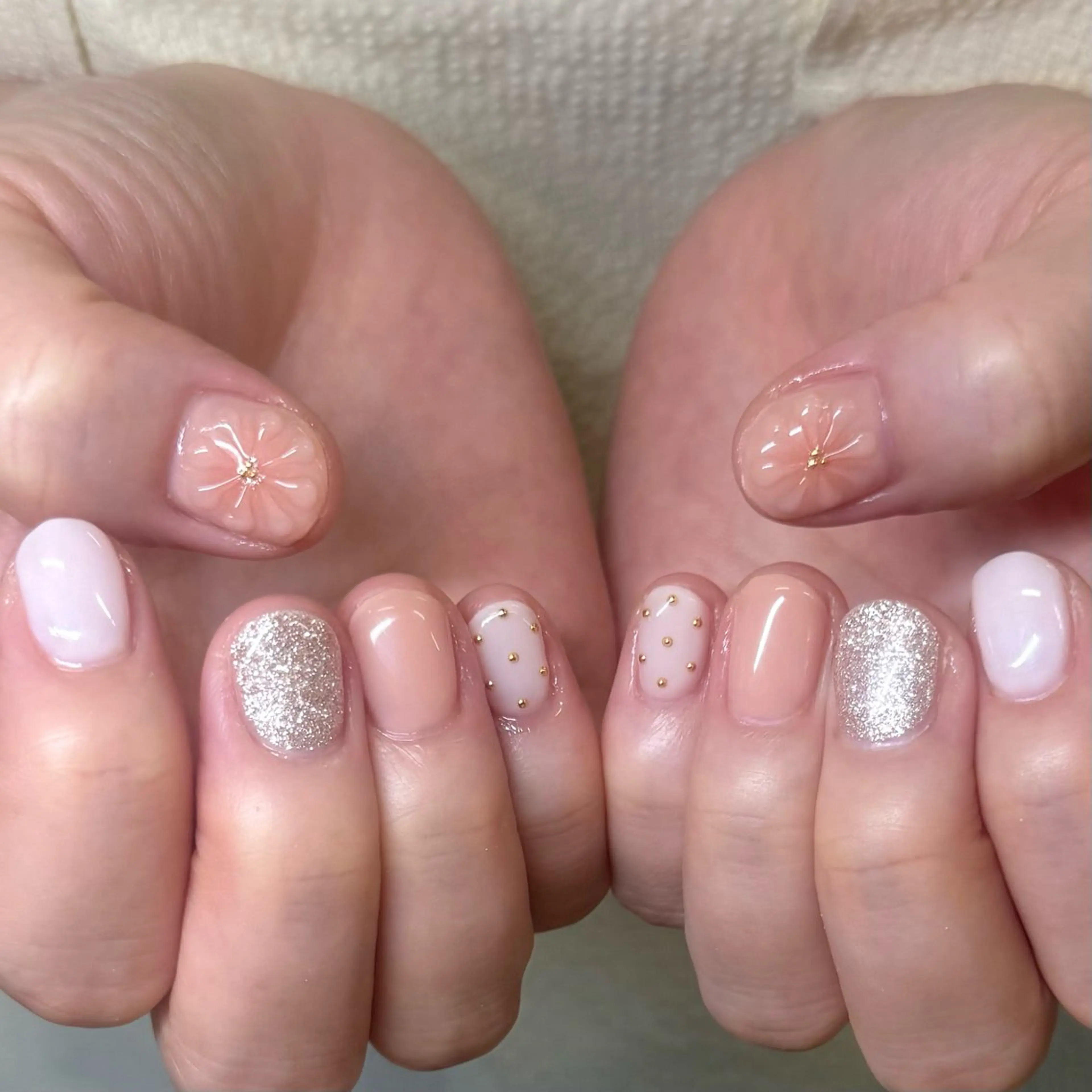 【オフあり🈶】ハンド✋🏻-最新トレンド-＊毎月更新＊定額デザイン¥7500の写真