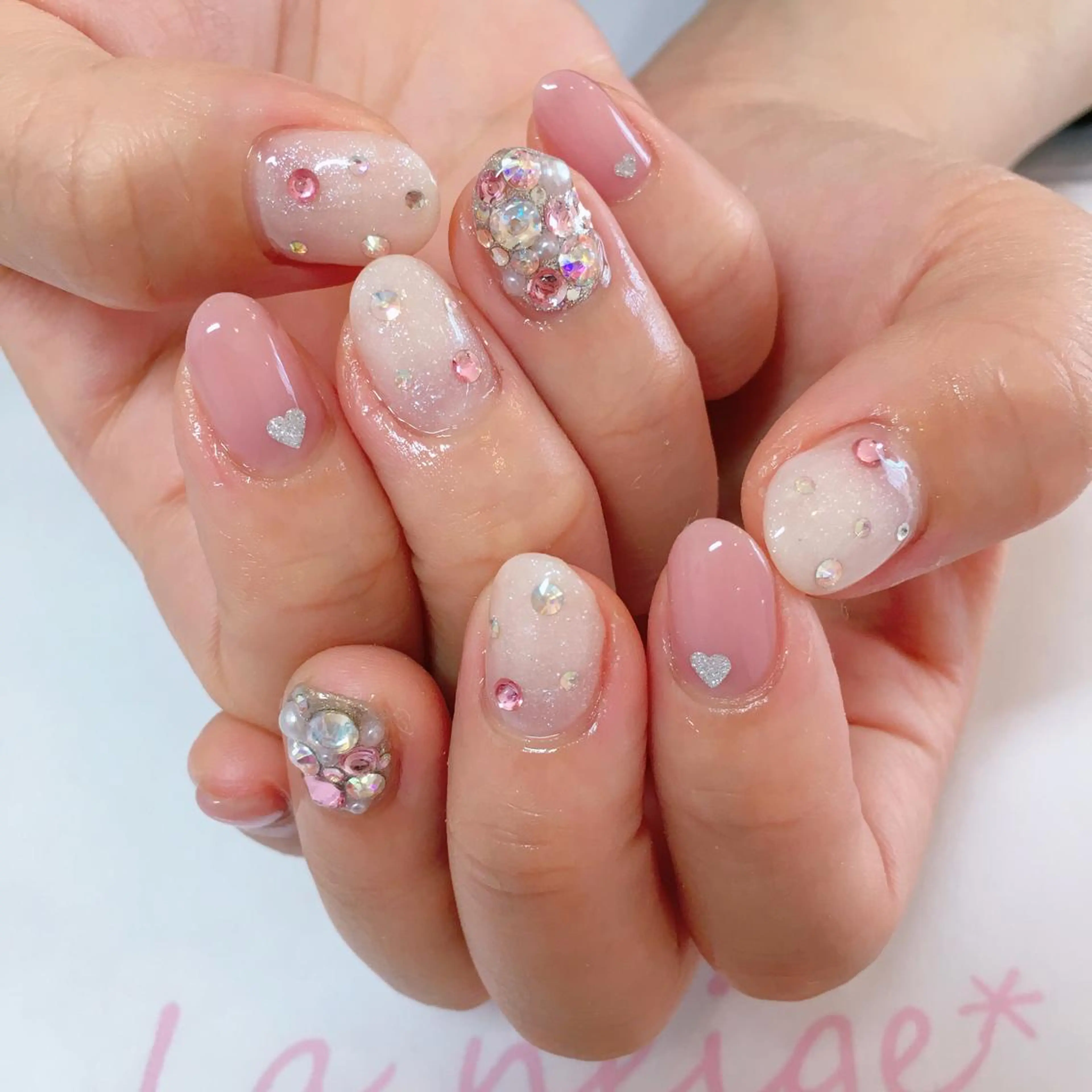 ネイル La neige* yuki 🥯🍑のネイルデザイン