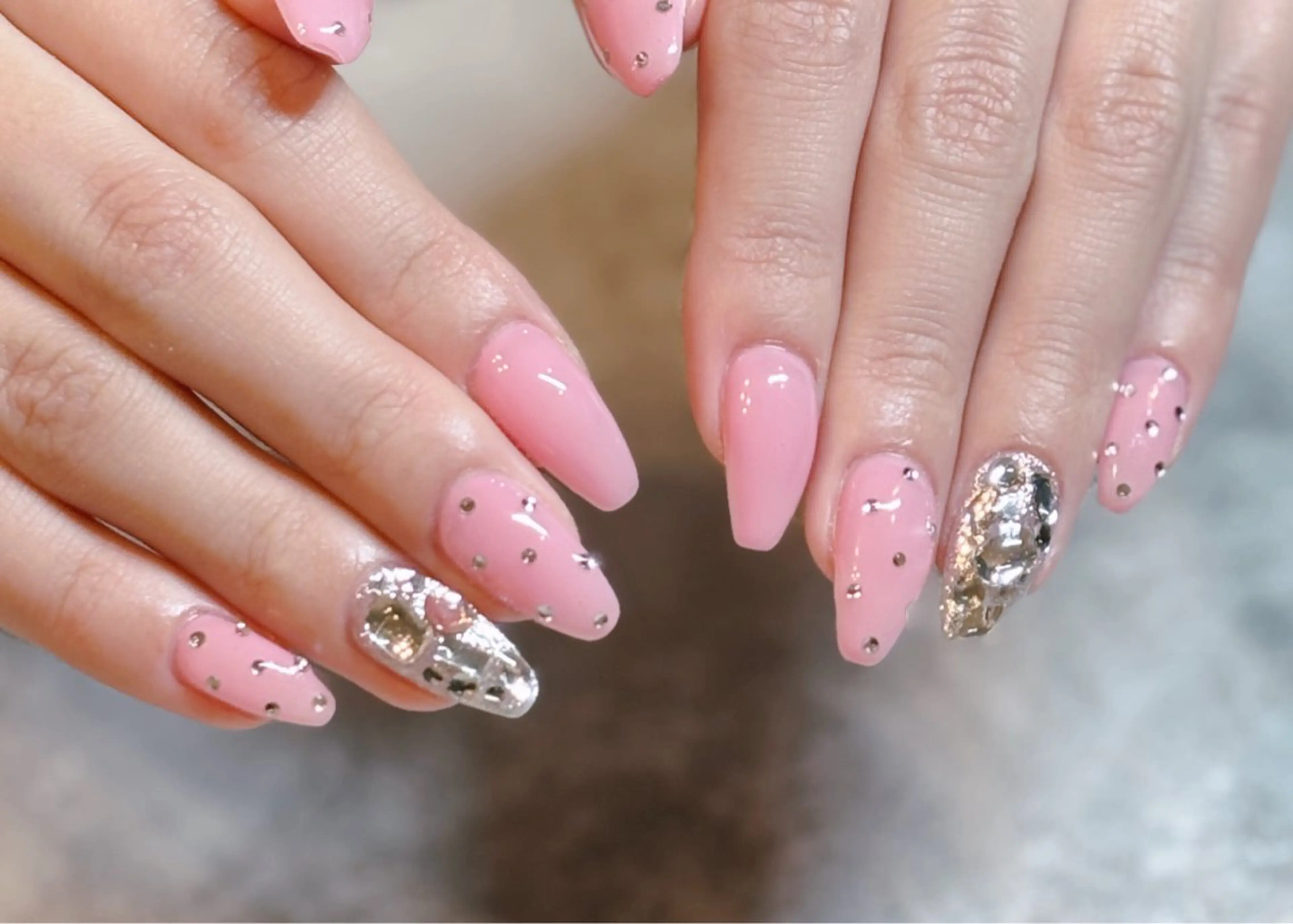 ネイル ハンドネイル le'a-レア-【ア イ×ネイル×眉】のネイルデザイン