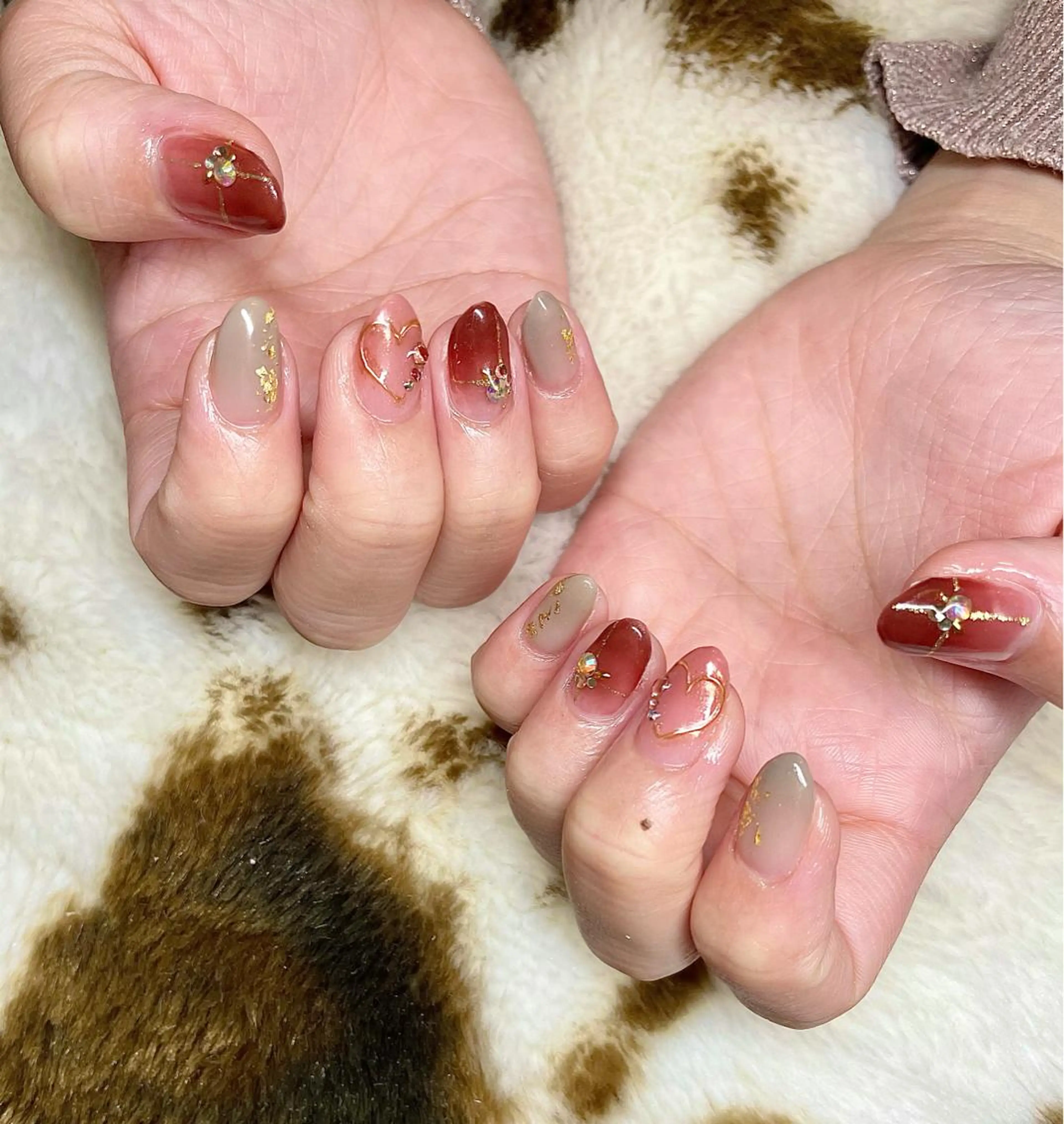 ミディアム カラー パーマ ヘアアレンジ メンズ キッズ ネイル マツエク・マツパ ハート ミラーネイル バレンタイン nail&eye Aoのマツエク・マツパデザイン