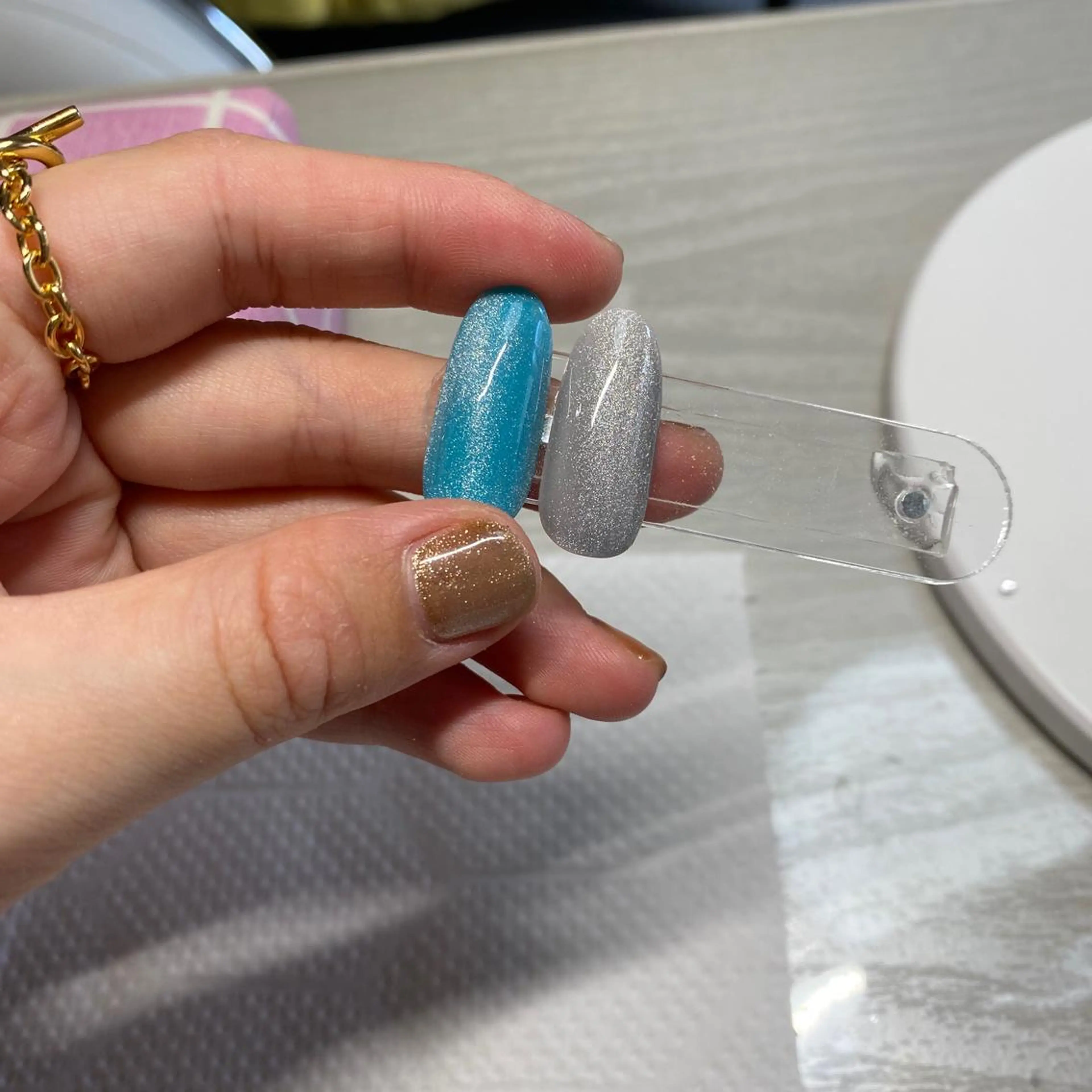 ネイル マグネットネイル I P'ink nail salon所属・I pinknail 韓国風·持ち込み専門のネイルデザイン