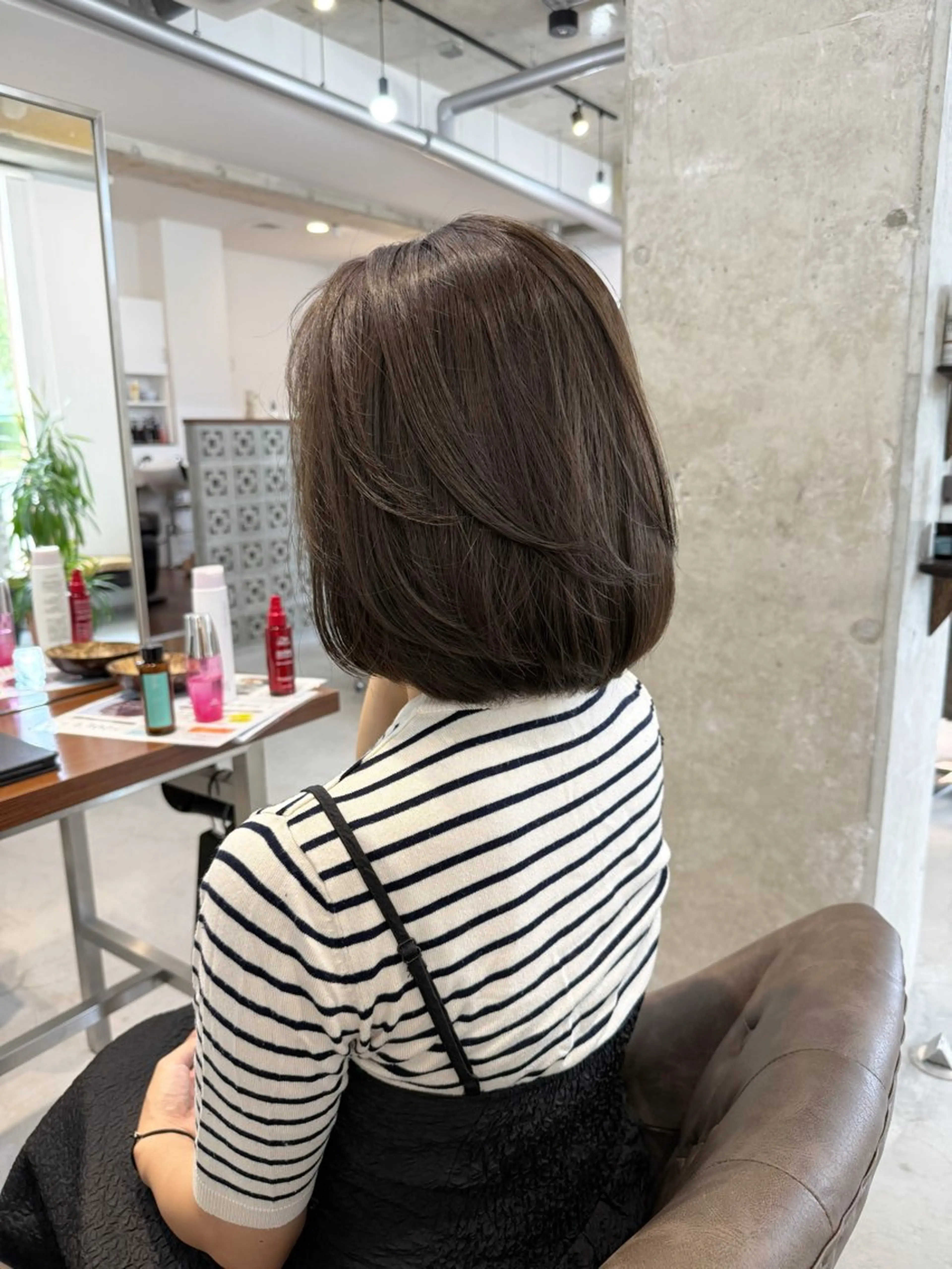 ショート カラー ボブ カット ヘアカラー トリートメント カイリ /レイヤーカットのヘアスタイル