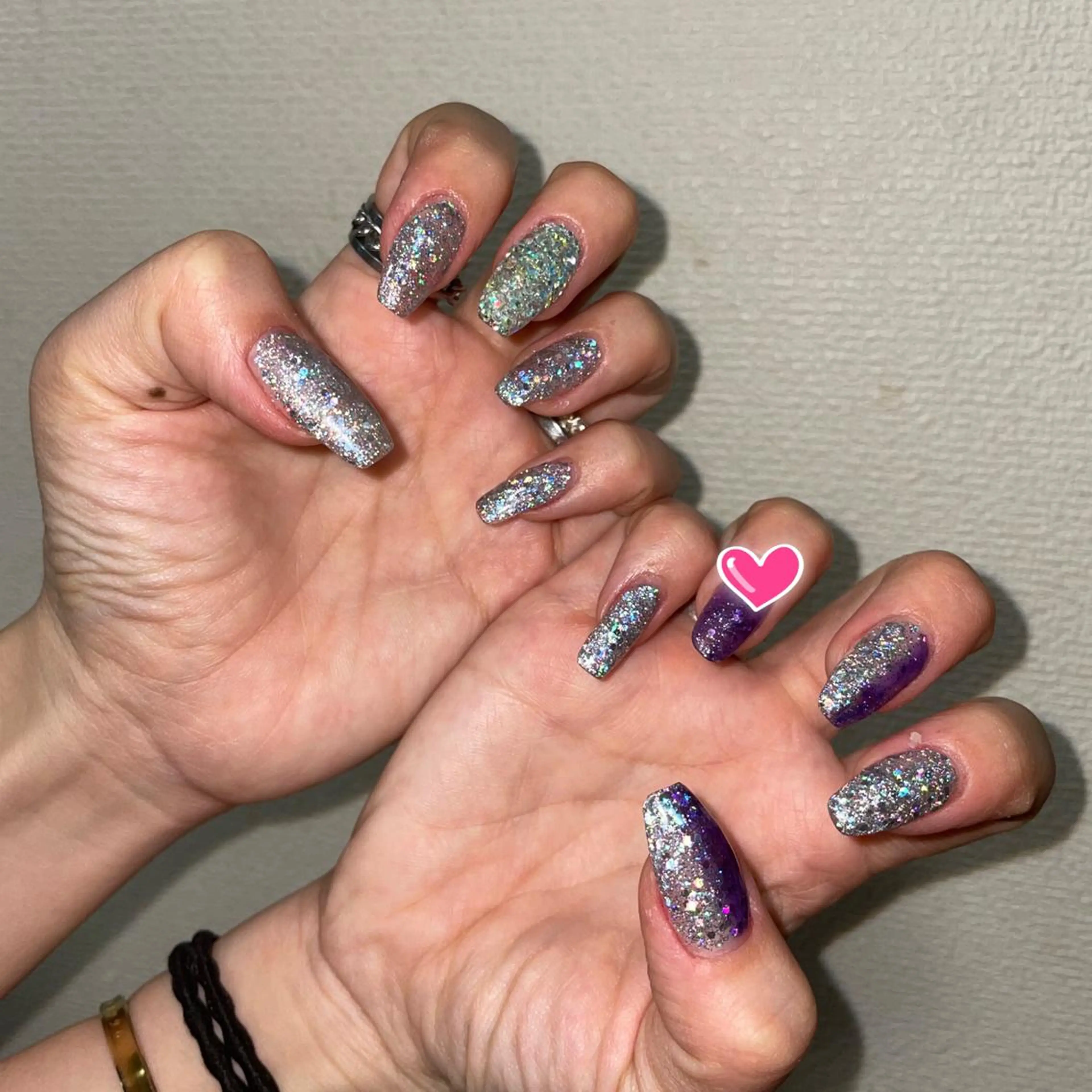 ロング see love gritterのネイルデザイン