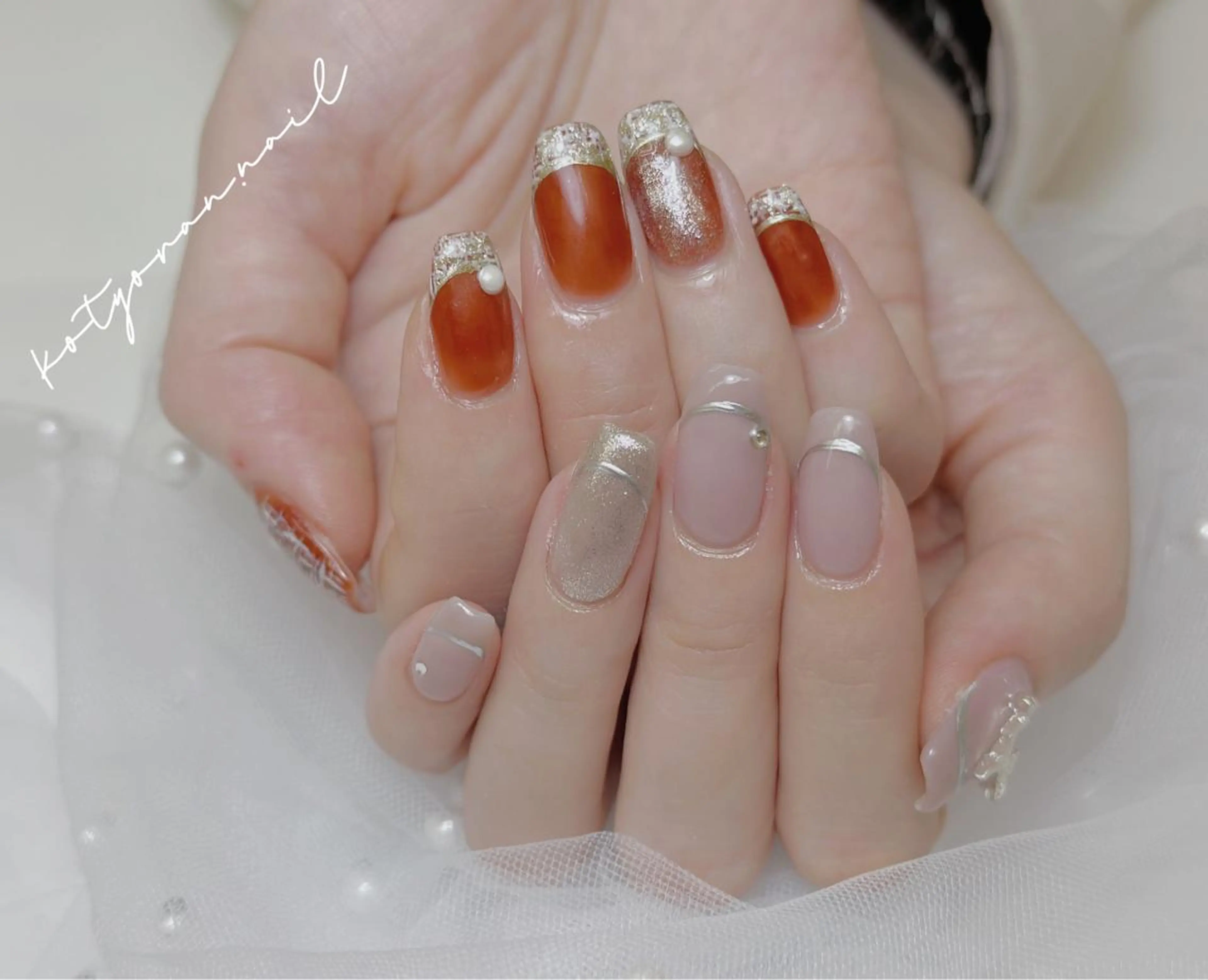 ネイル ハンドネイル モナ& ミユのネイルデザイン