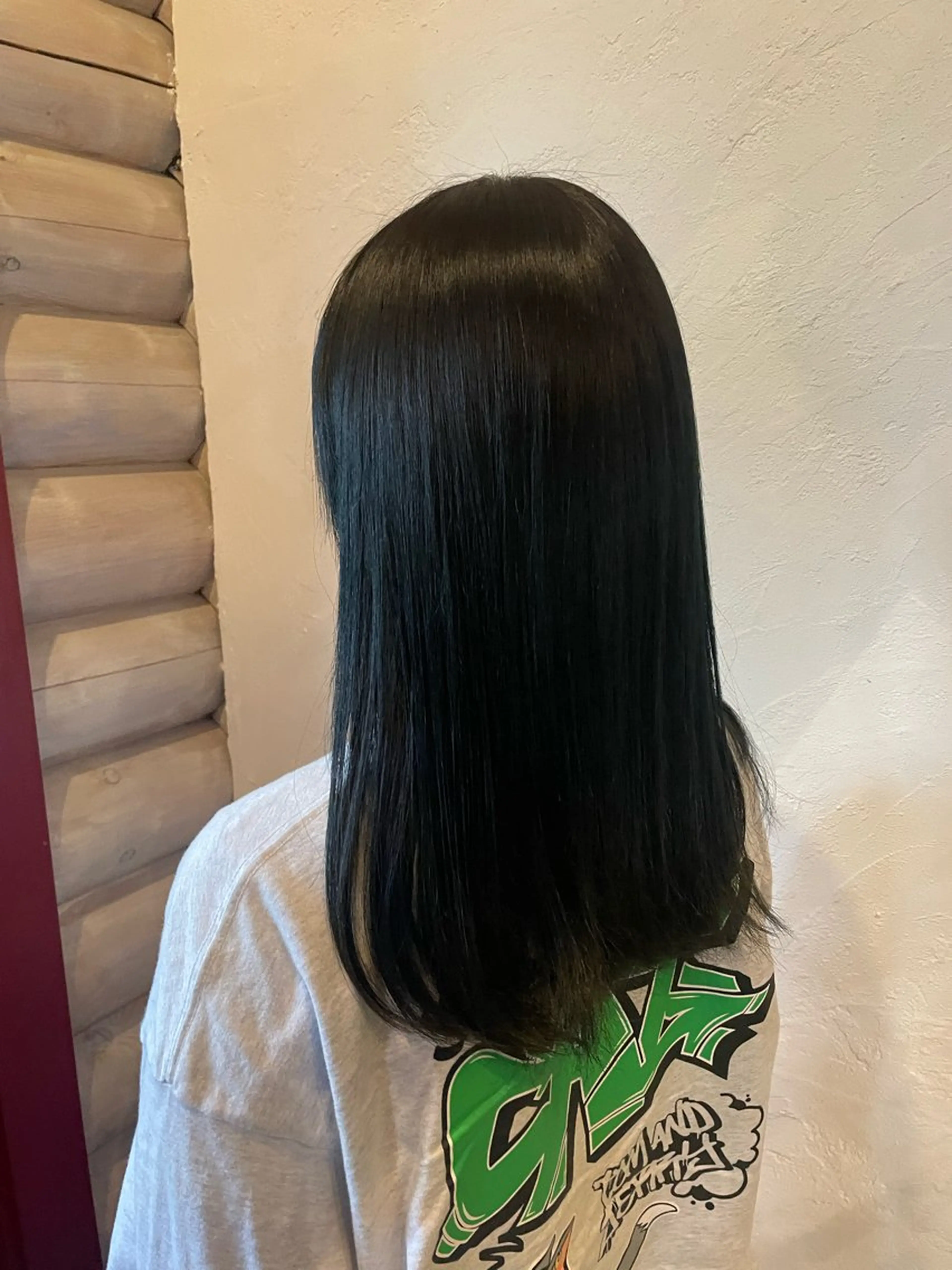 ツヤ感が欲しい方おすすめ✨️ナチュラル縮毛矯正+似合わせカット+ケアトリートメントの写真