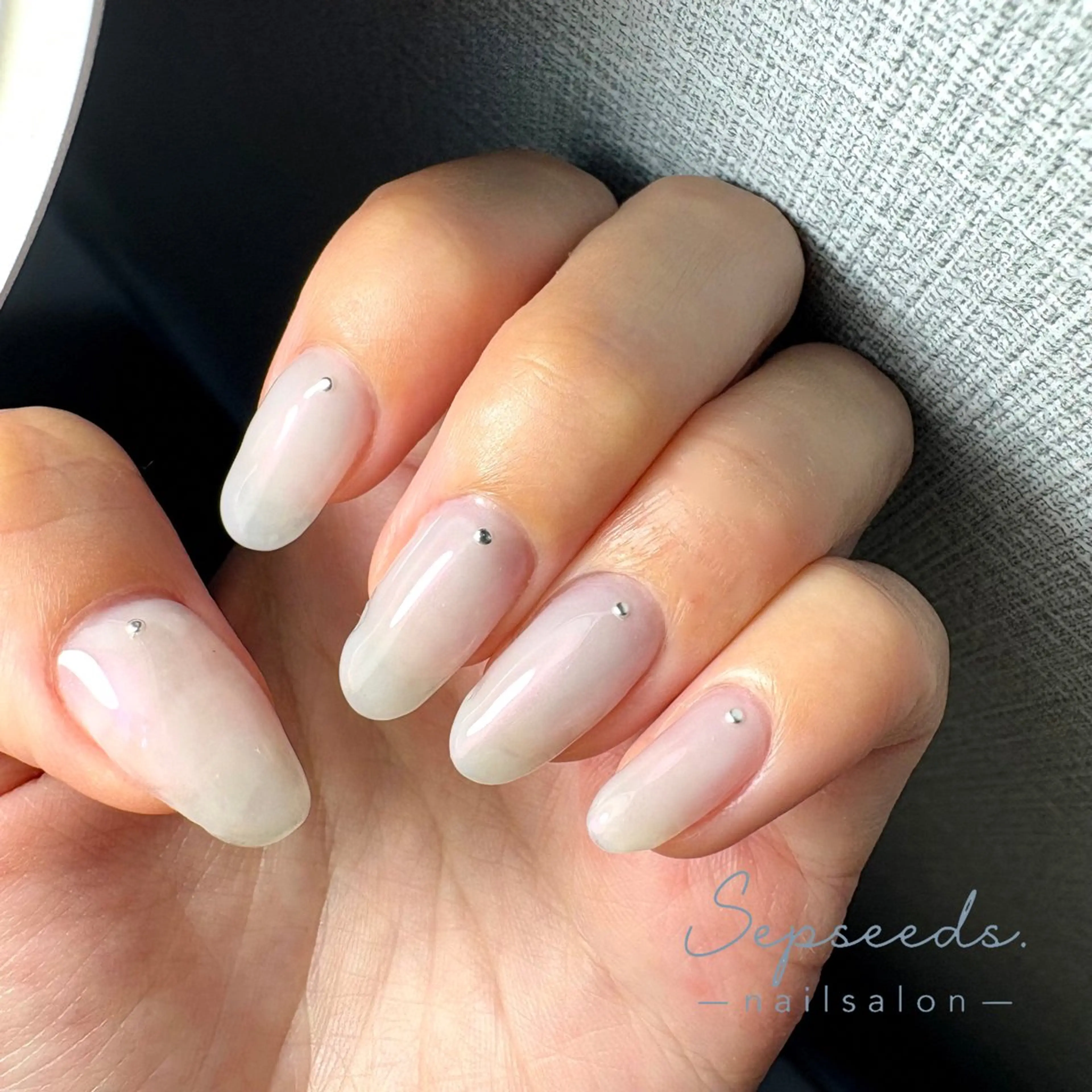 ネイル ワンカラーネイル シンプルネイル Sepseeds. 🌱のネイルデザイン