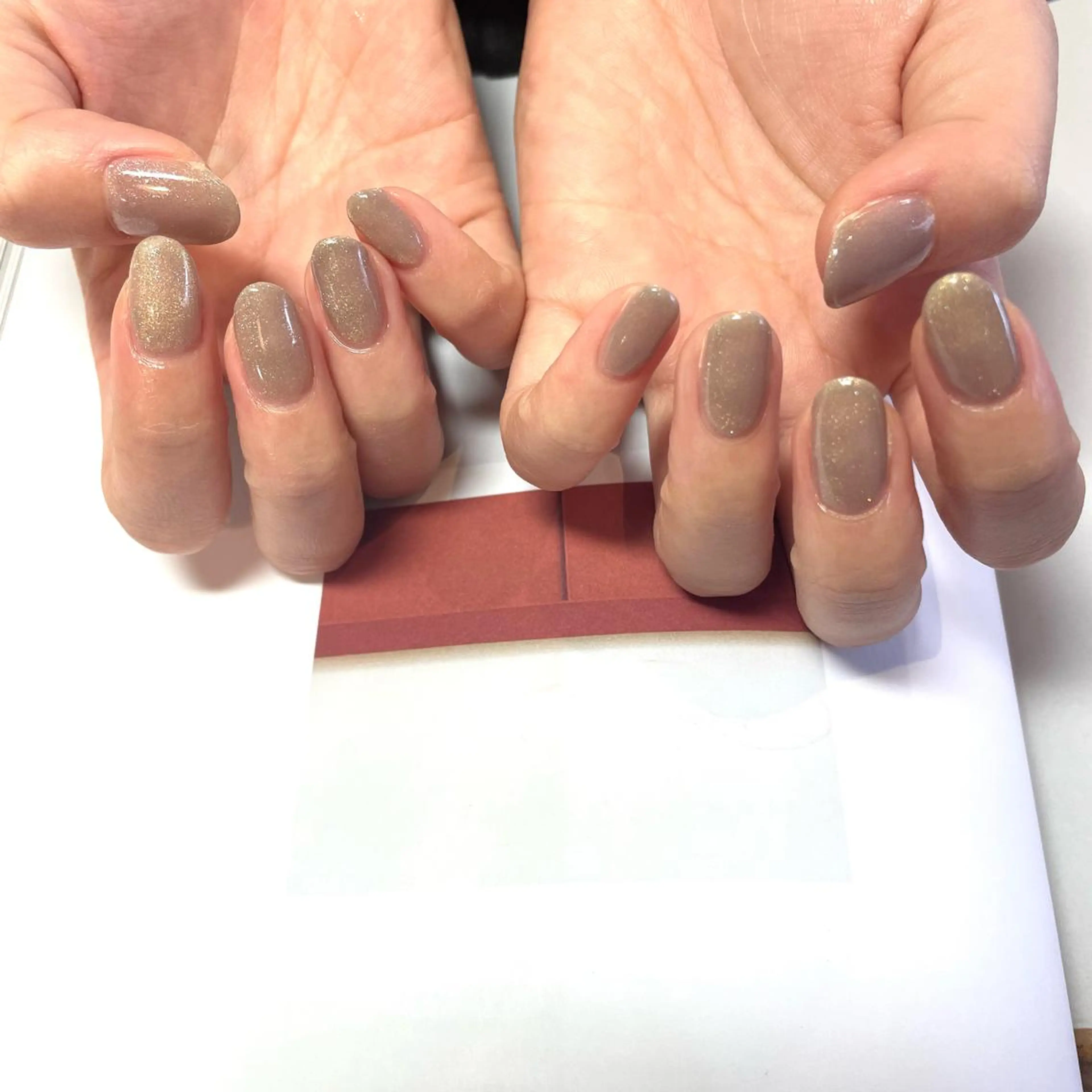 ネイル anyora nail salon所属・大人ワンホン キラキラ/Ayanoのネイルデザイン