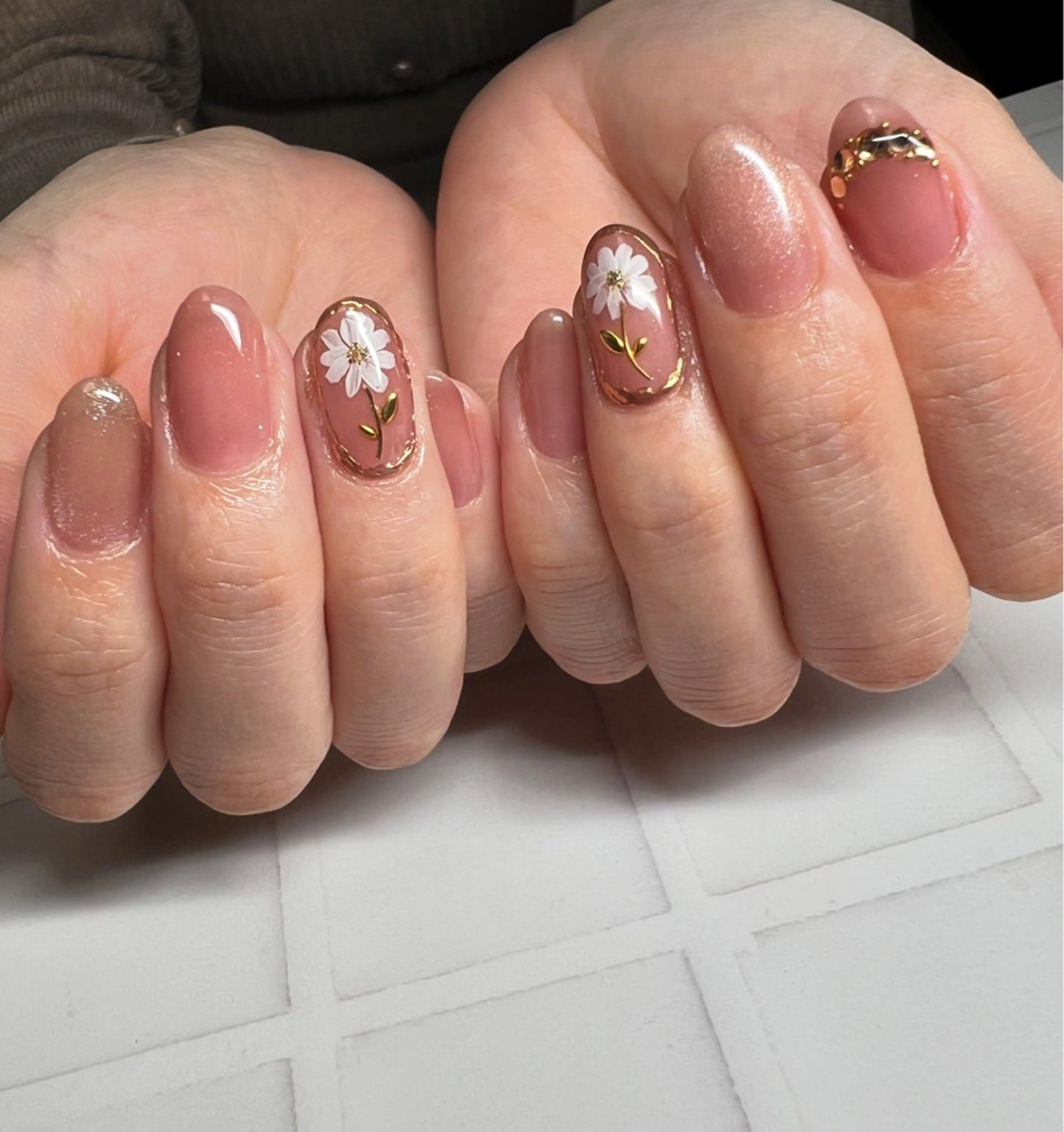 ネイル ハンドネイル nail salon   KAREN所属・t. REINAのネイルデザイン