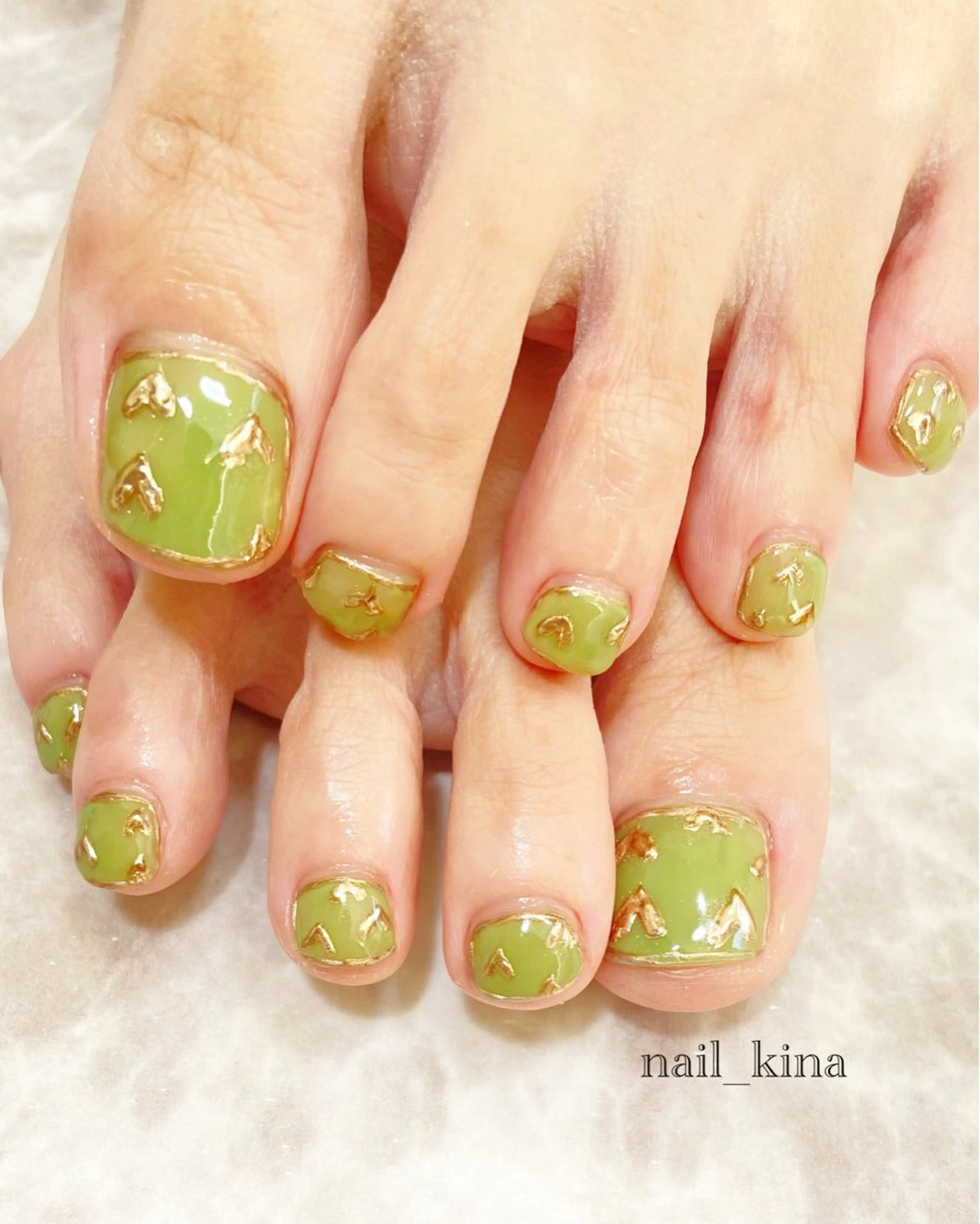 ネイル フットネイル 春ネイル バレンタイン nail_ kinaのネイルデザイン