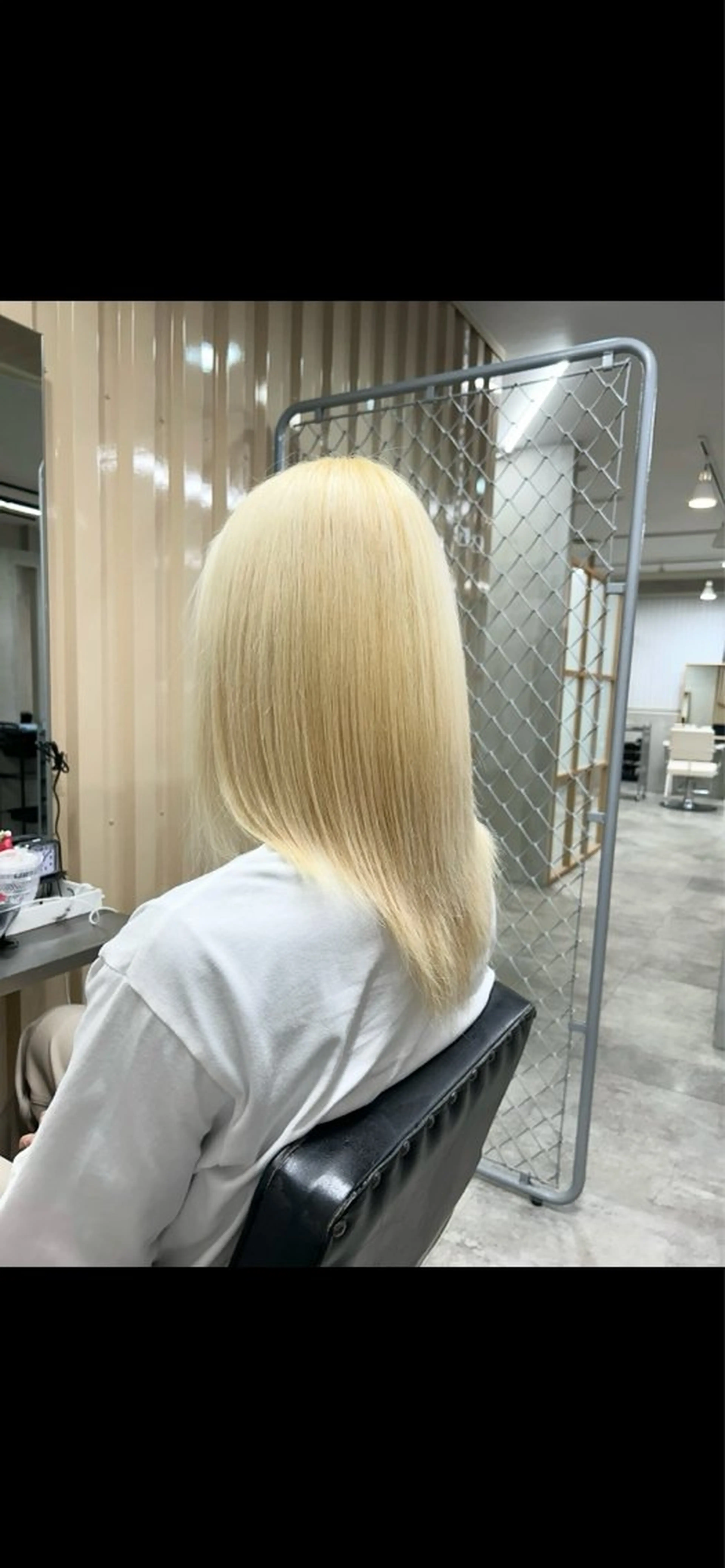 セミロング ヘアカラー MASAYUKI/ ブリーチのヘアスタイル