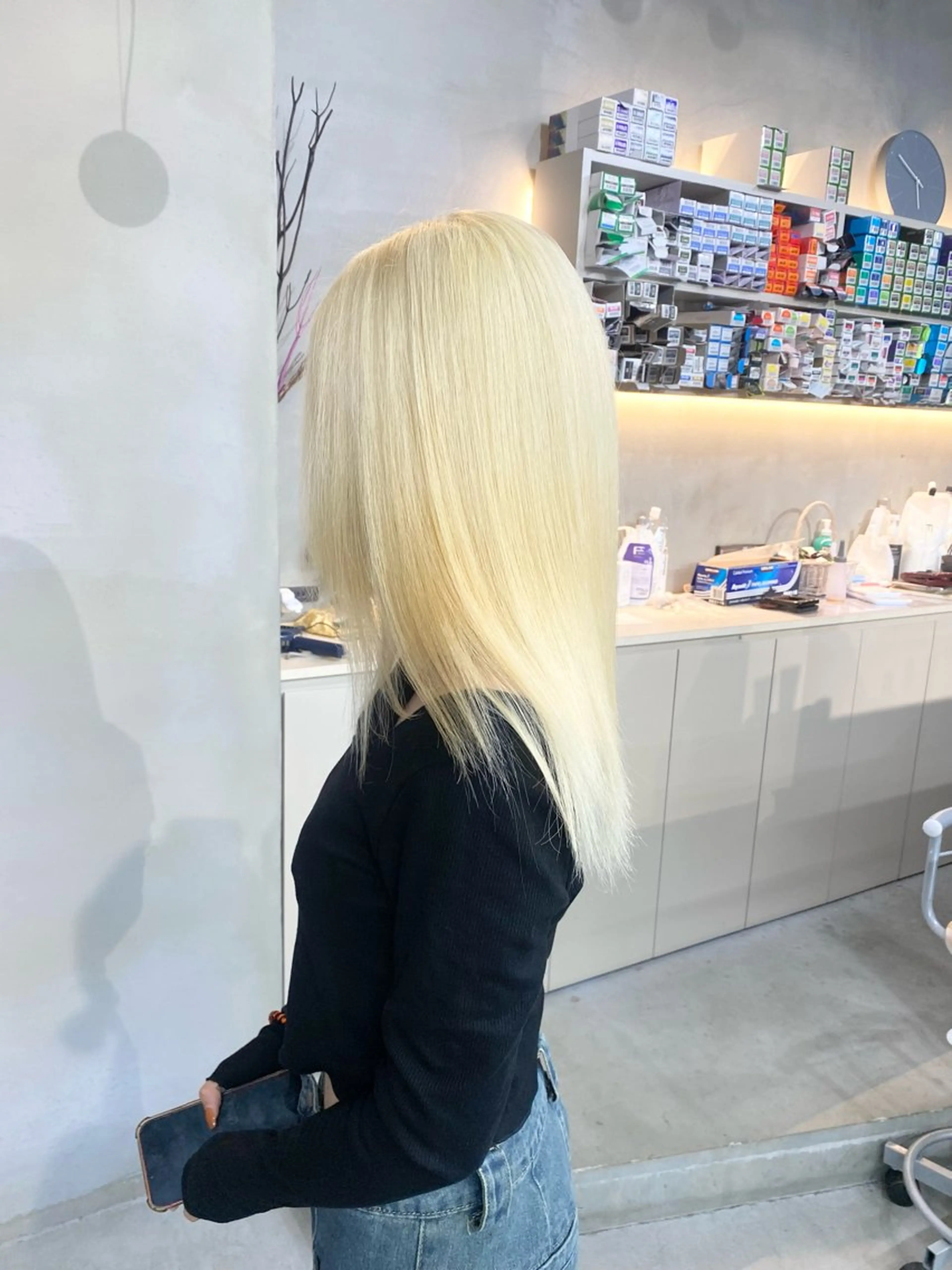 セミロング カラー ヘアカラー qulim所属・前橋 姫奈のヘアスタイル