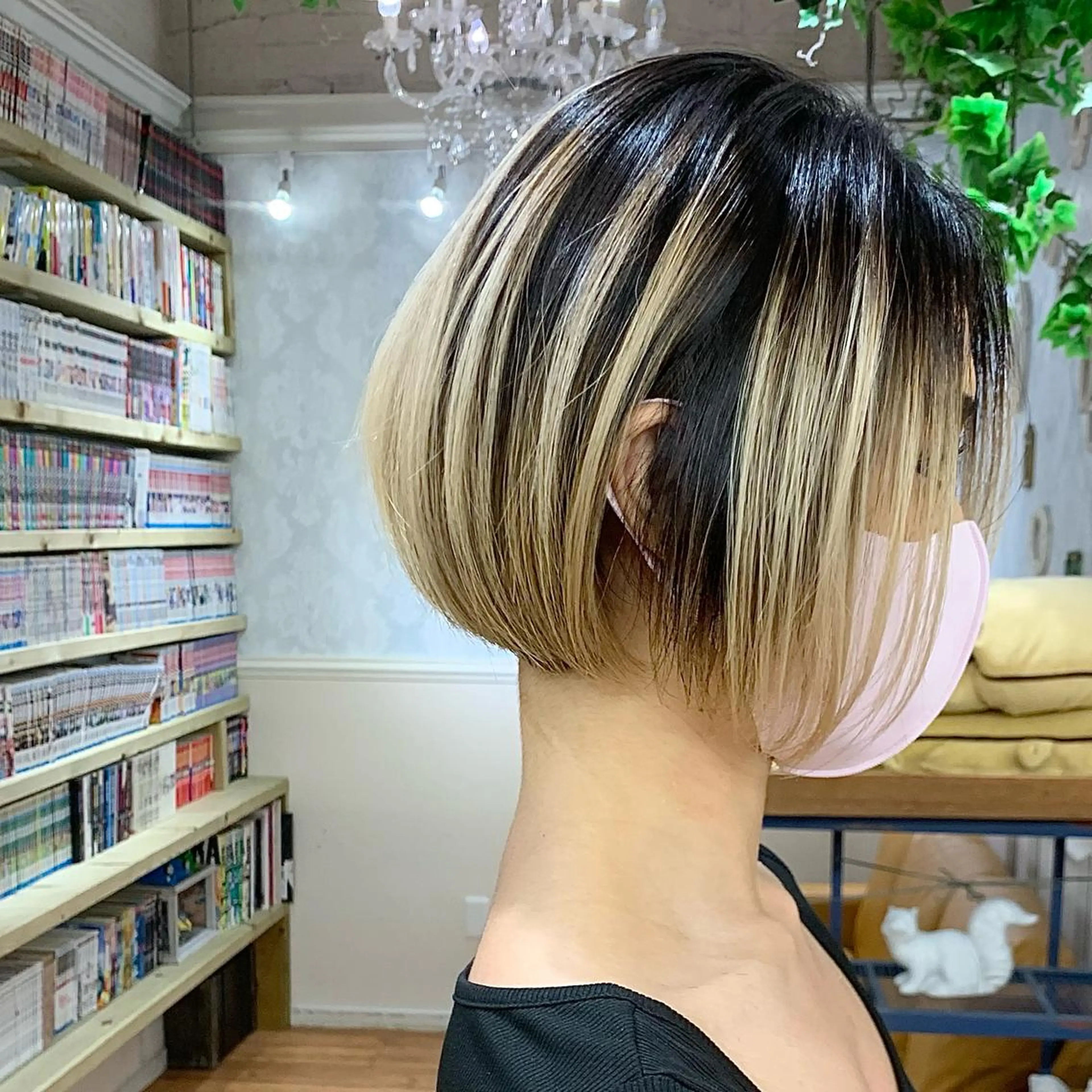 ショート ボブ レイヤーカット カット ヘアカラー トリートメント 🌱小顔魅せカット 透明感カラー/泉綺のヘアスタイル