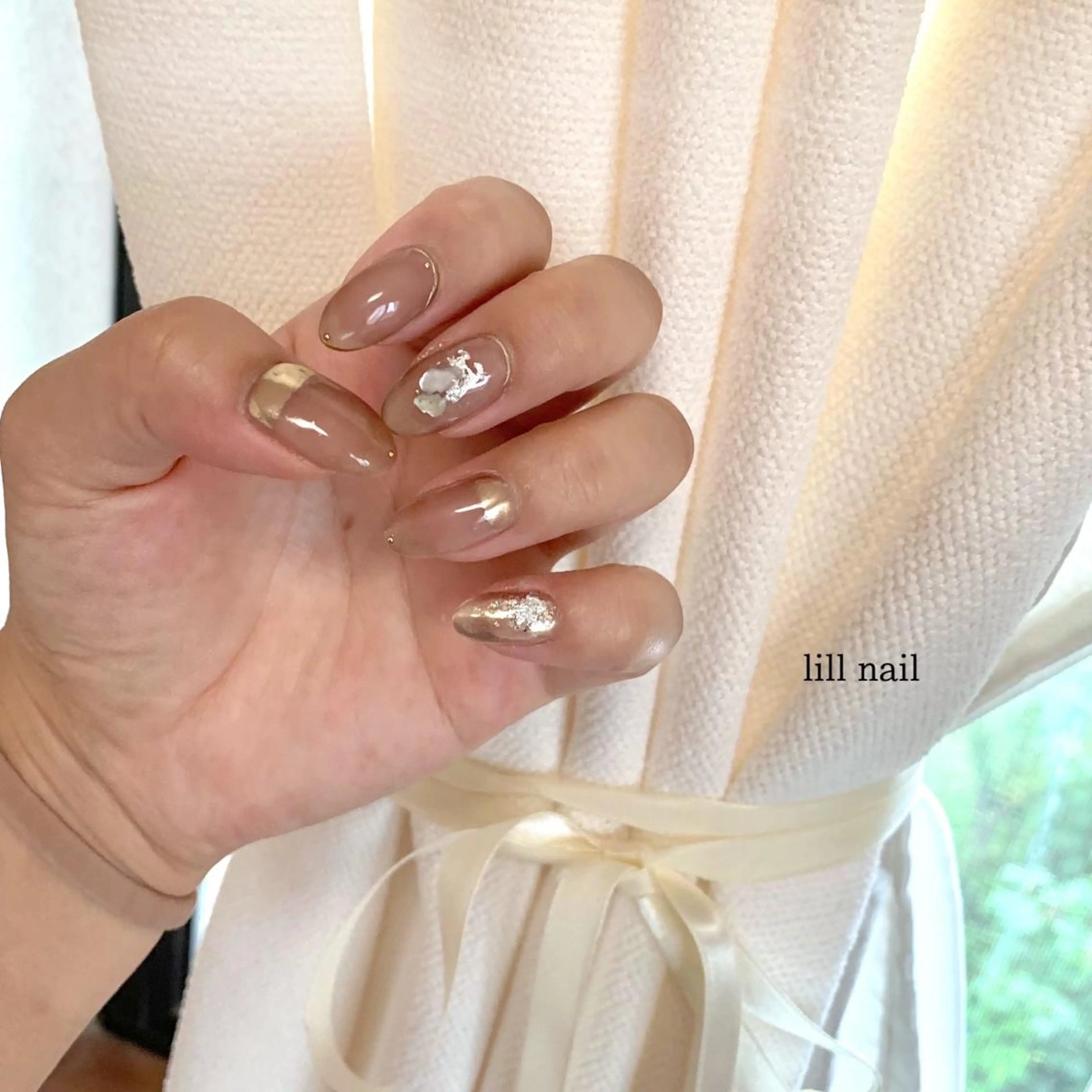 ミディアム pllia beautyのネイルデザイン