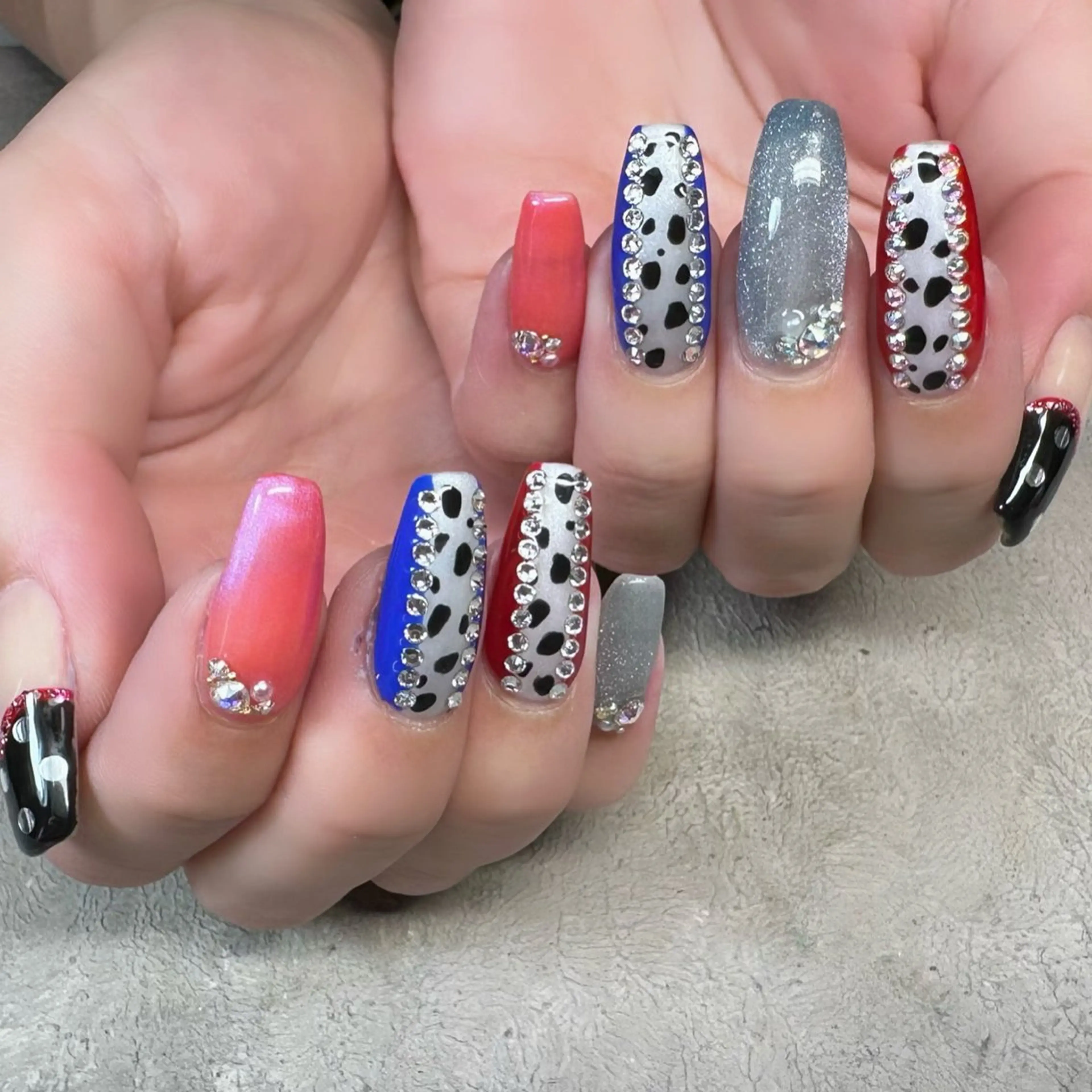 【オフ無し】ジェルネイルやり放題ゴージャスの写真