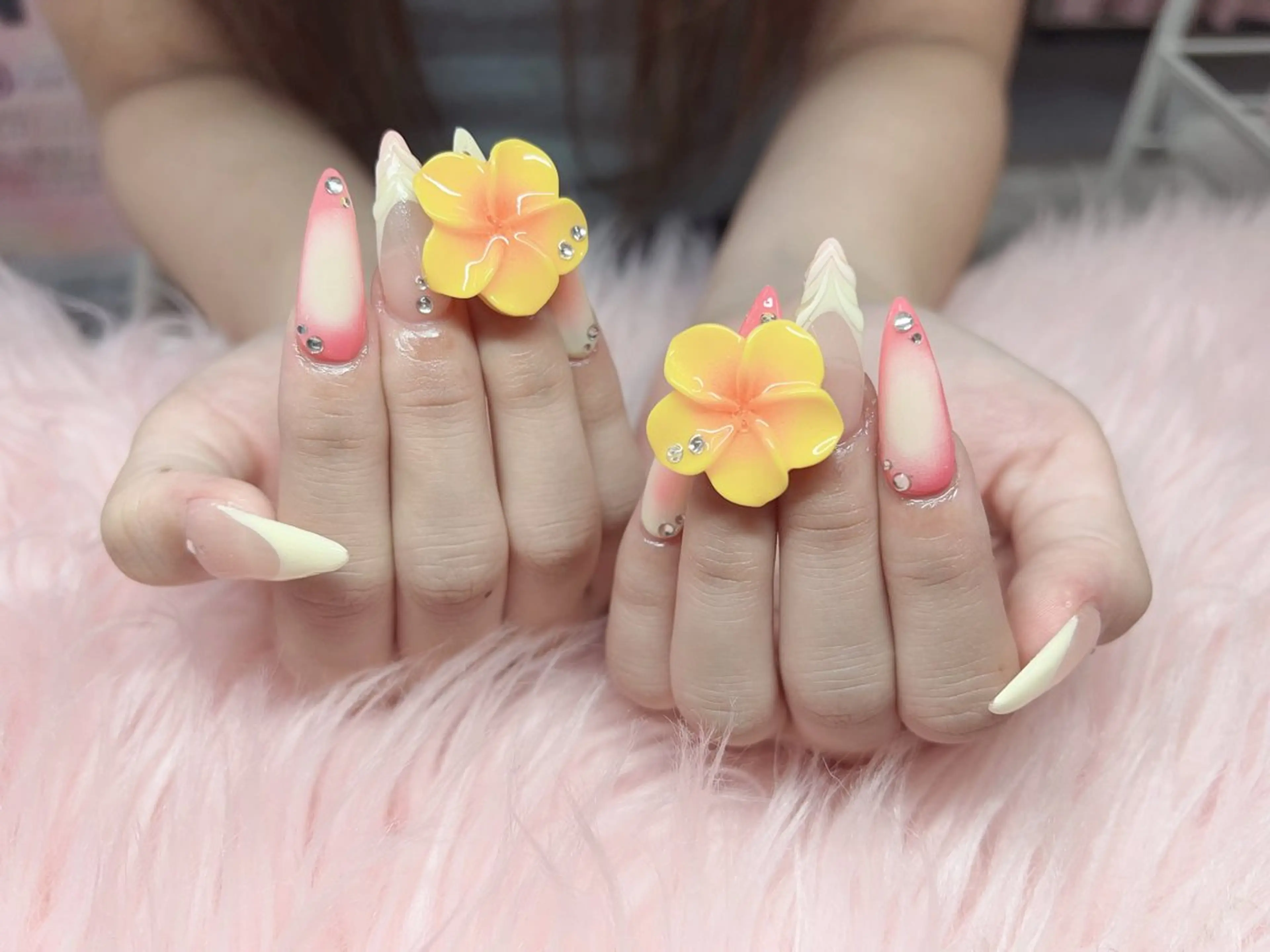 ネイル ハンドネイル ハンドケア 💜MIYA nail川崎店のネイルデザイン