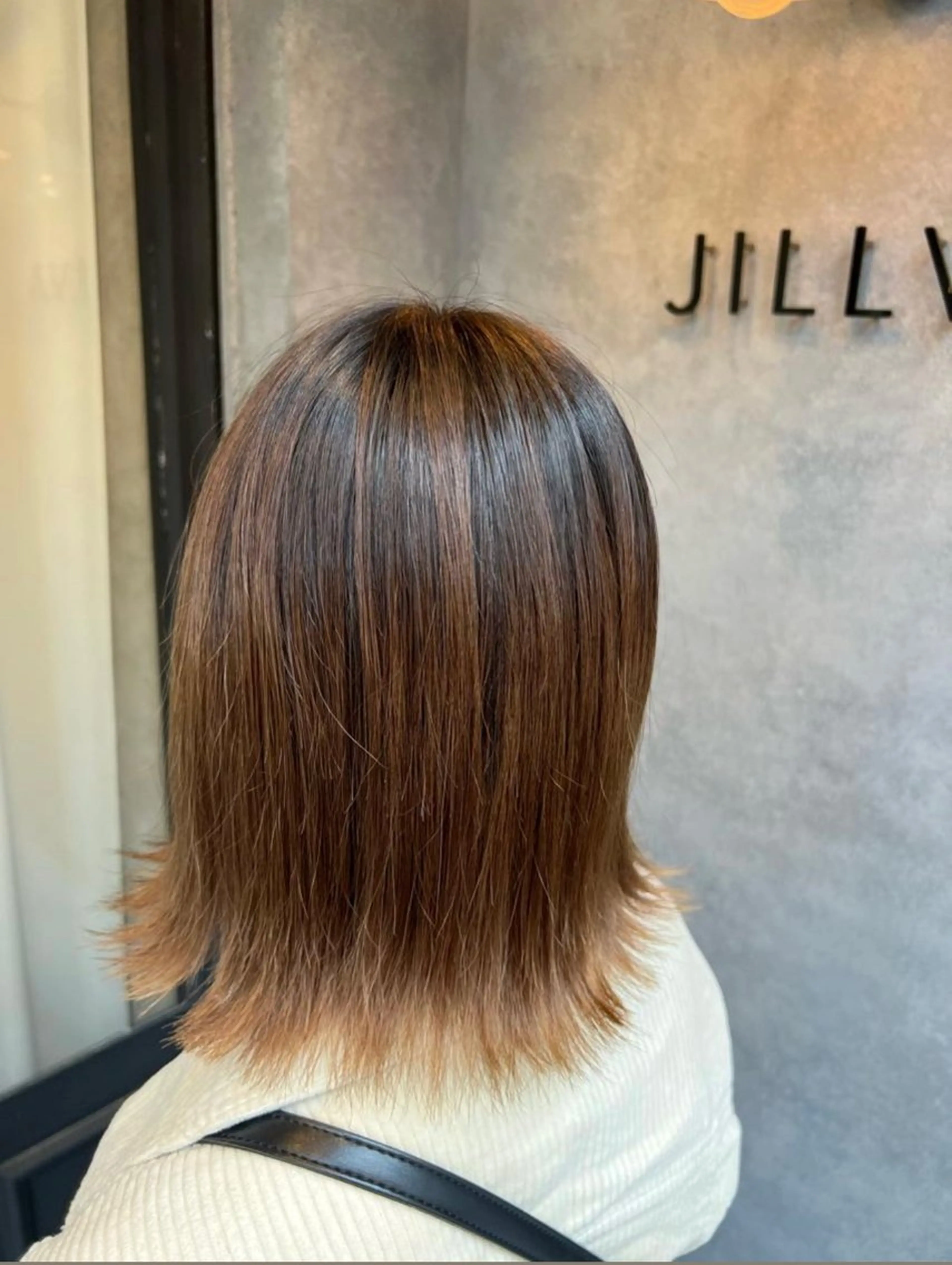 セミロング N°jillva 𝑘𝑎𝑟𝑖𝑛のヘアスタイル