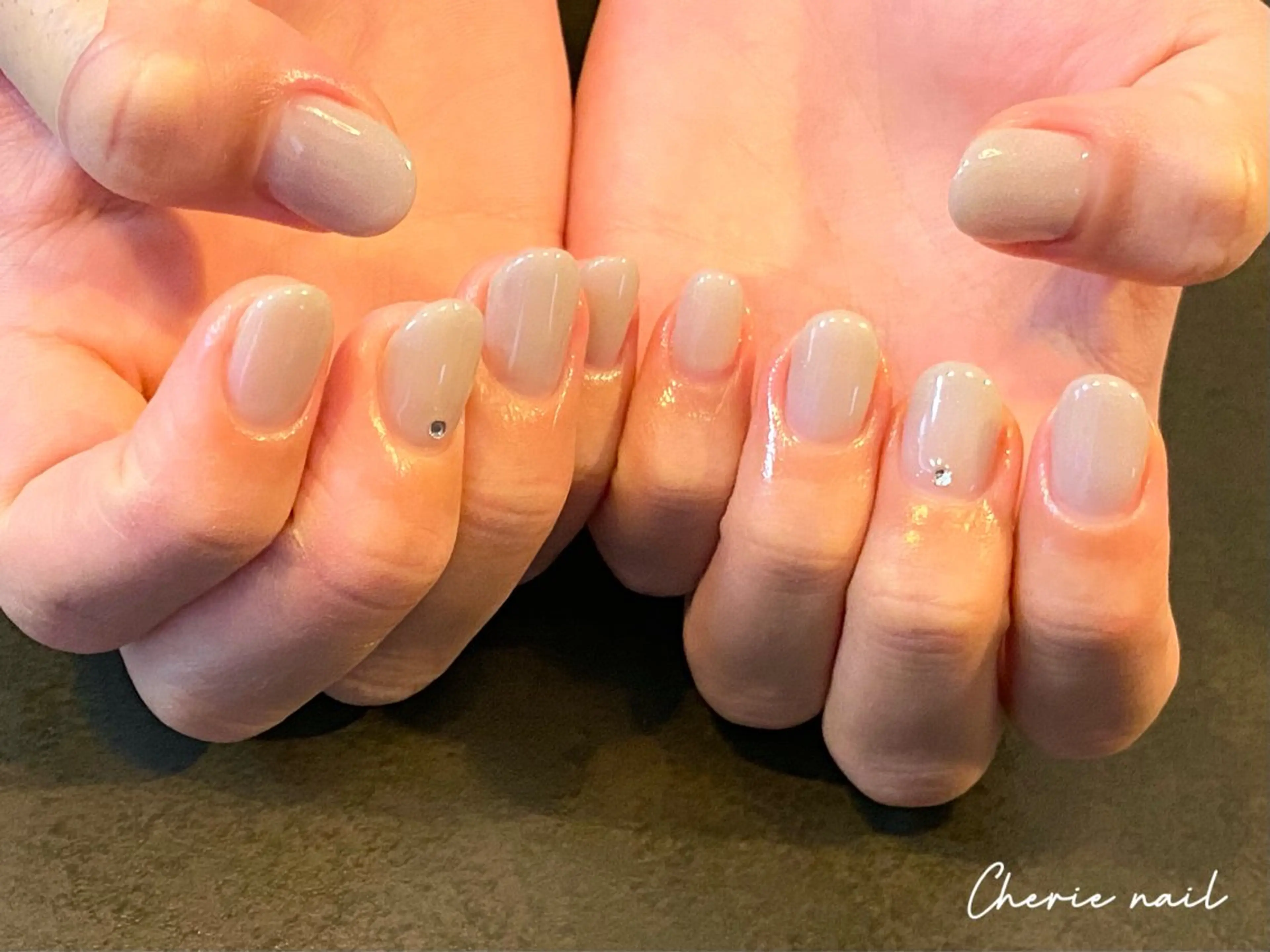 ネイル ジェルネイル ワンカラーネイル ハンドネイル Cherienail yunaのネイルデザイン