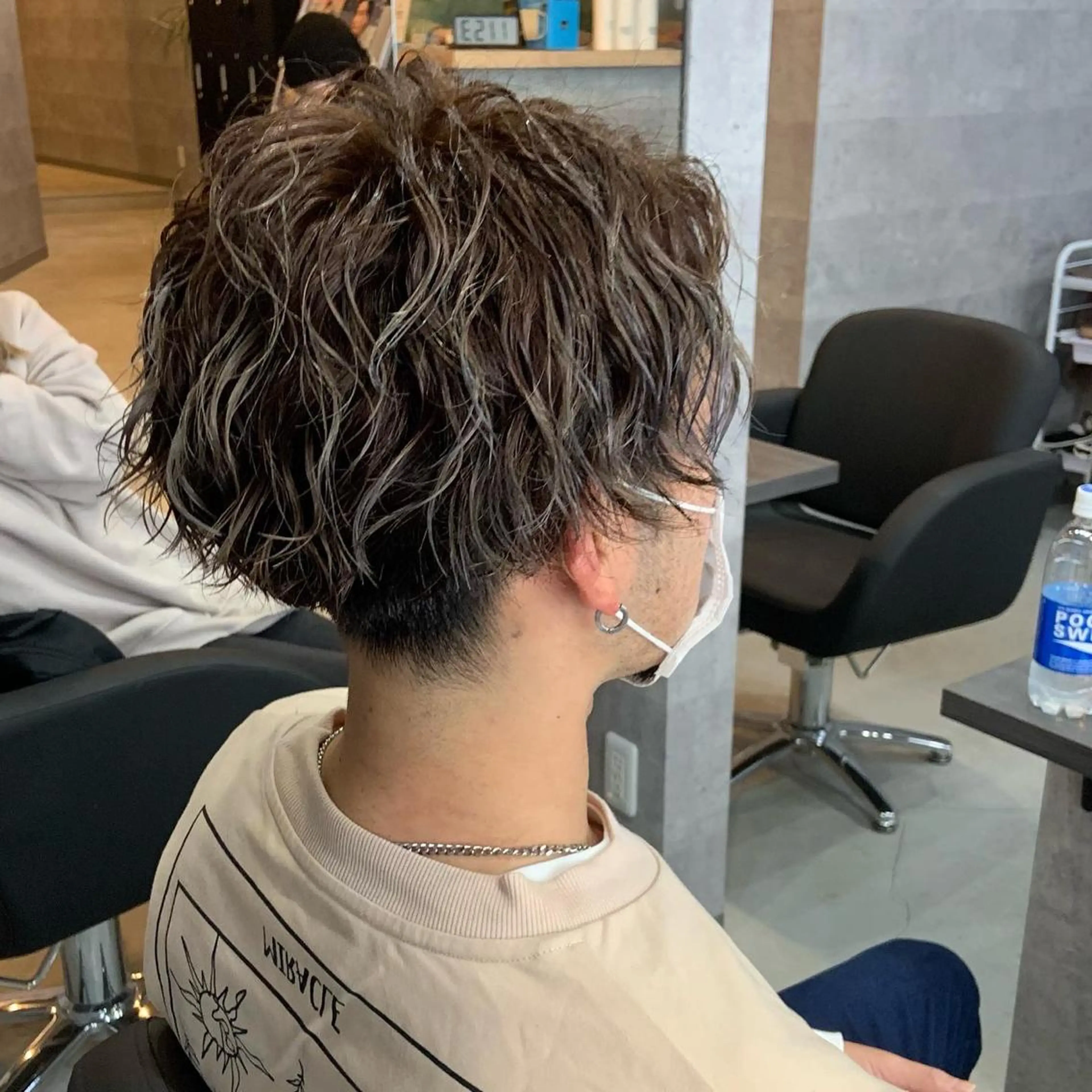 メンズ _WHITE所属・ダウンパーマ 曲がる縮毛矯正のヘアスタイル