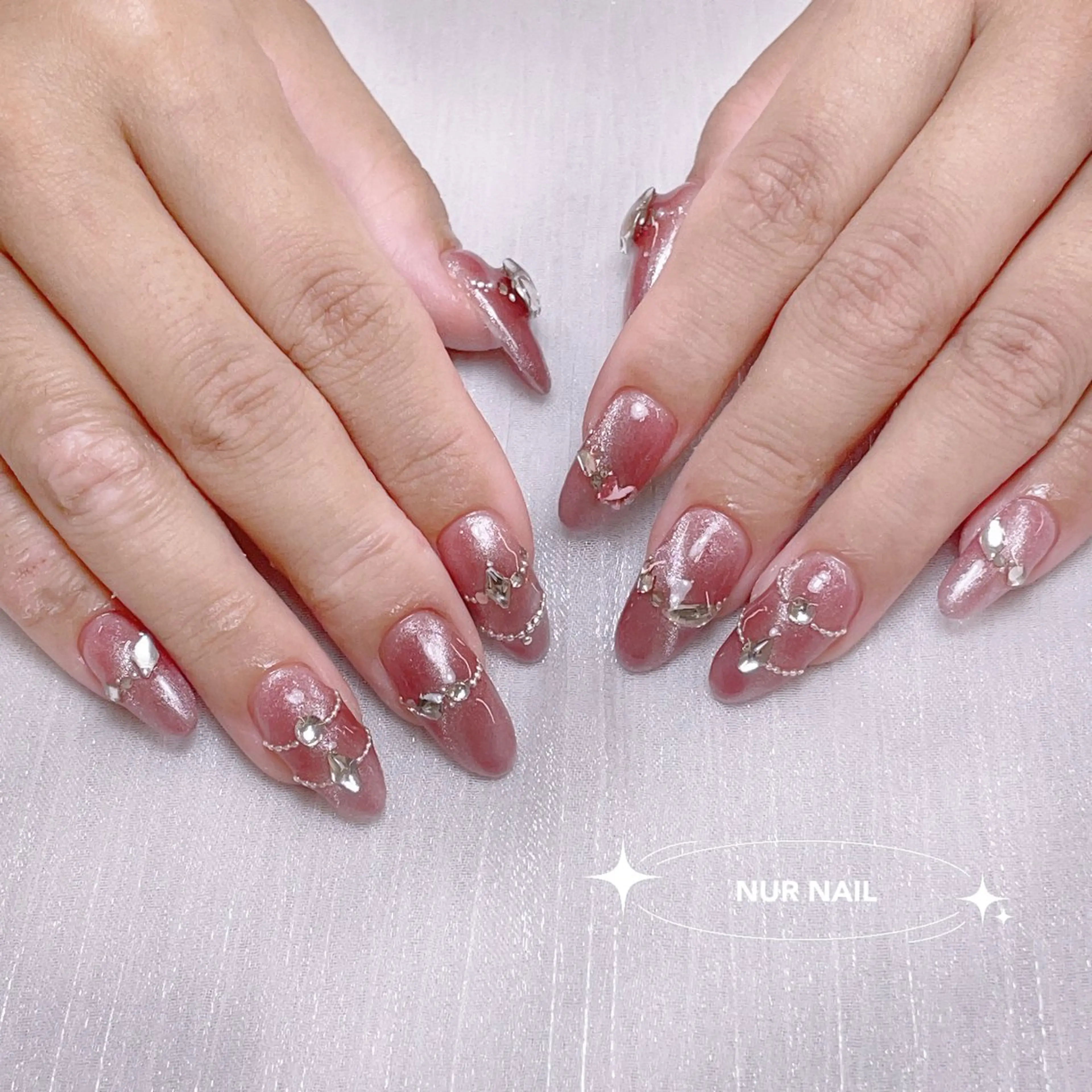 ネイル 🫧NUR NAIL✨のネイルデザイン
