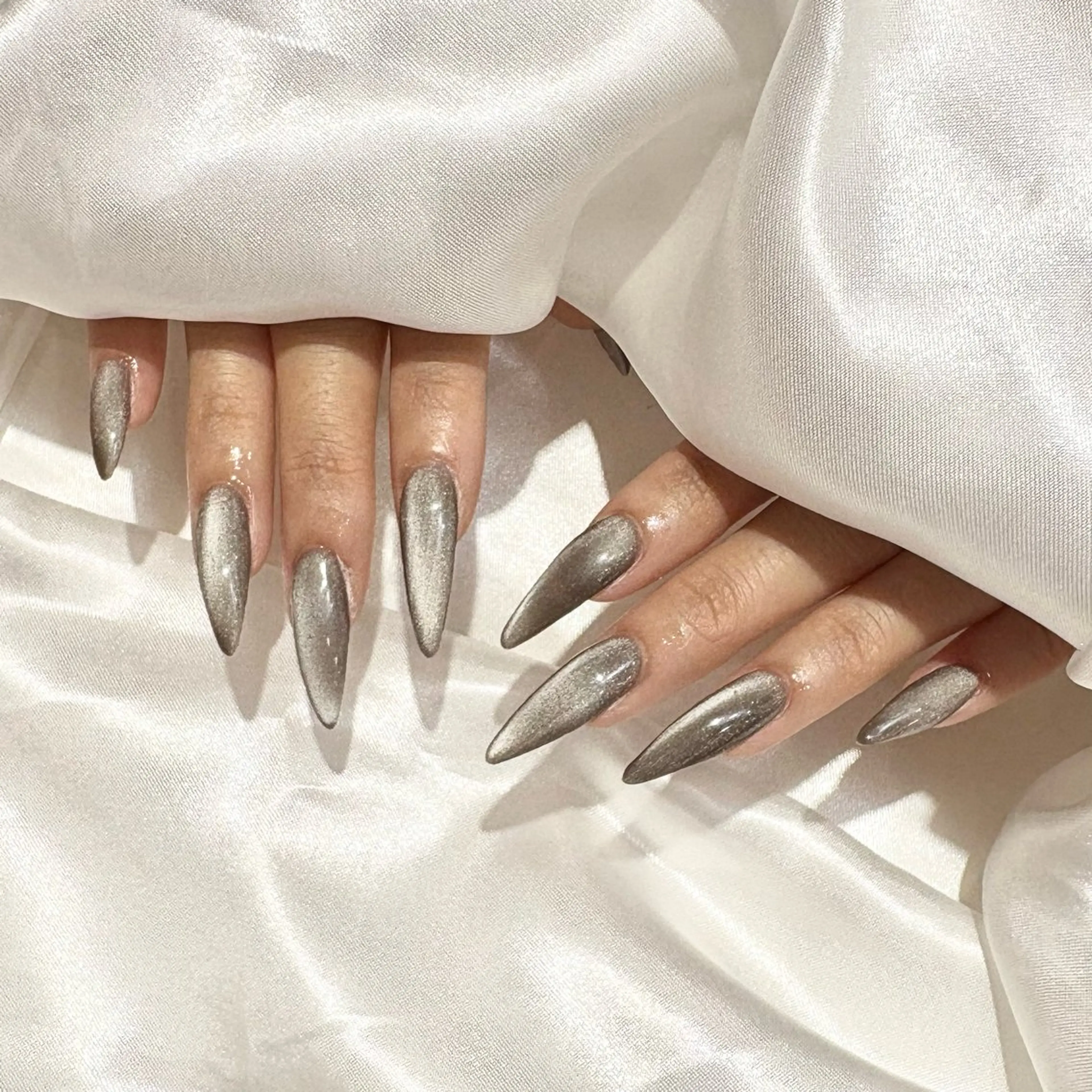 ネイル ハンドネイル WISTERIA sahoのネイルデザイン