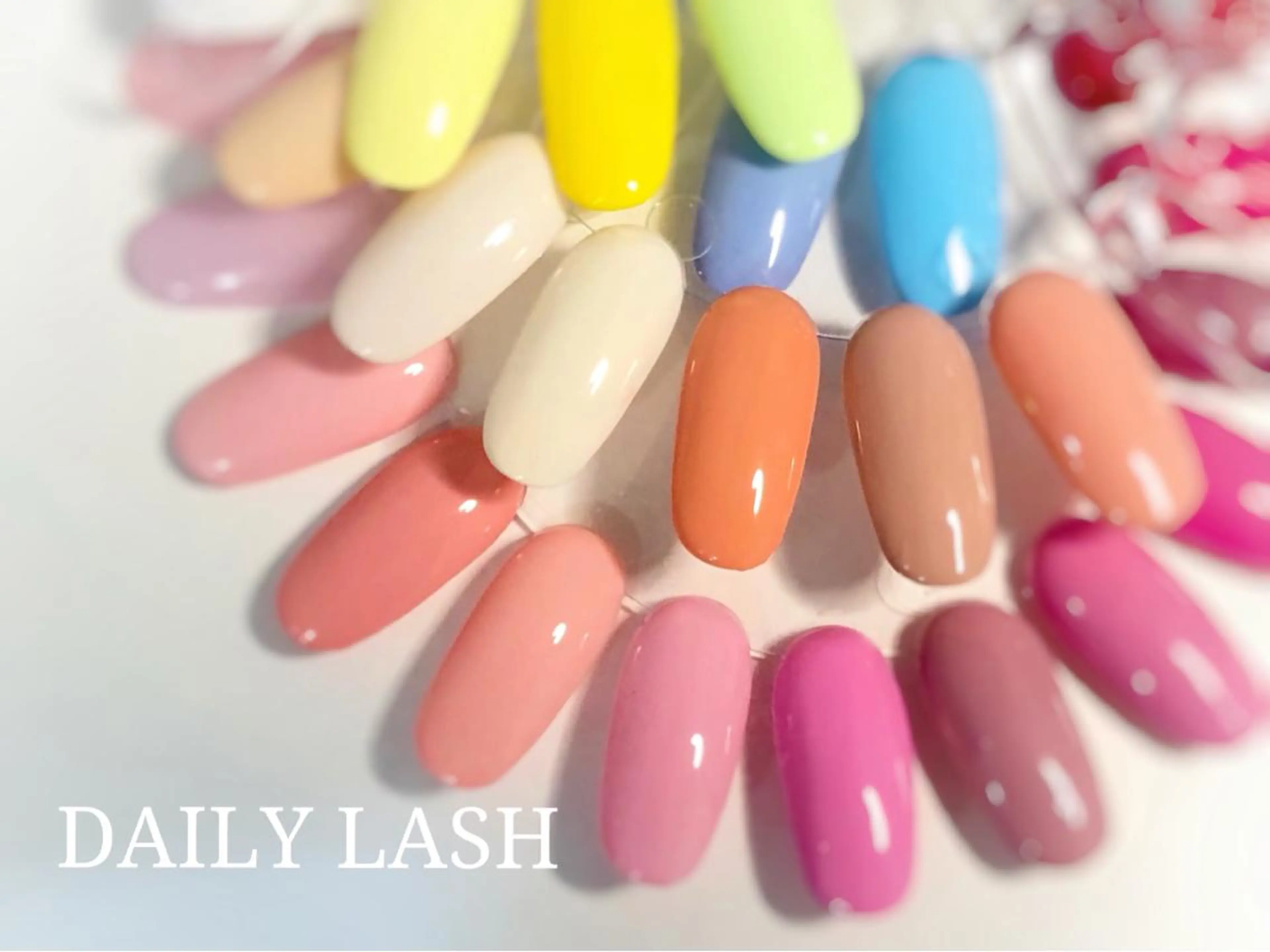 ネイル S Sの眉毛・アイブロウイメージ