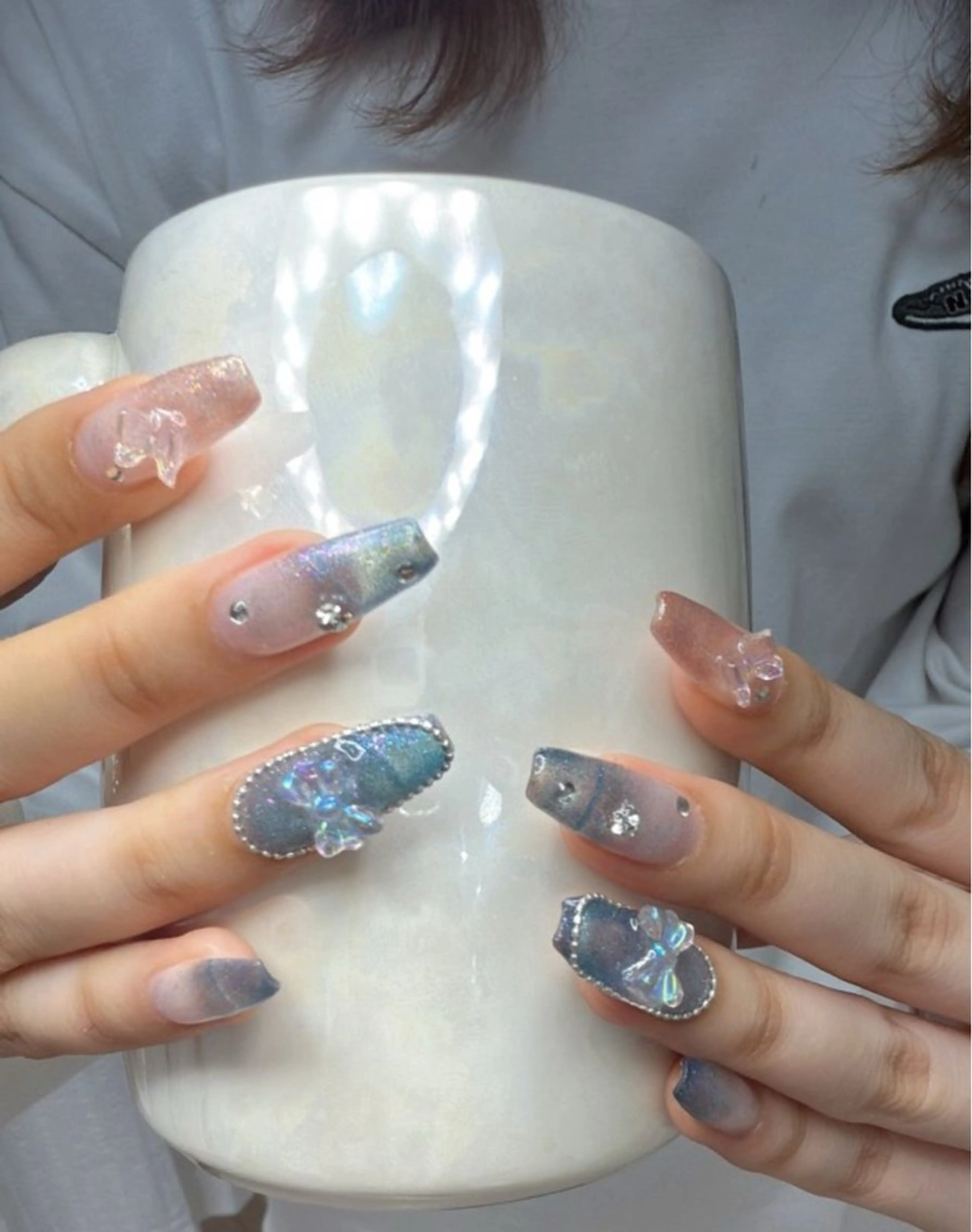 ネイル アートネイル オーロラネイル チークネイル フレンチネイル ガラスフレンチ ハンドネイル 🎀🎀YooLi Nail Salonのネイルデザイン