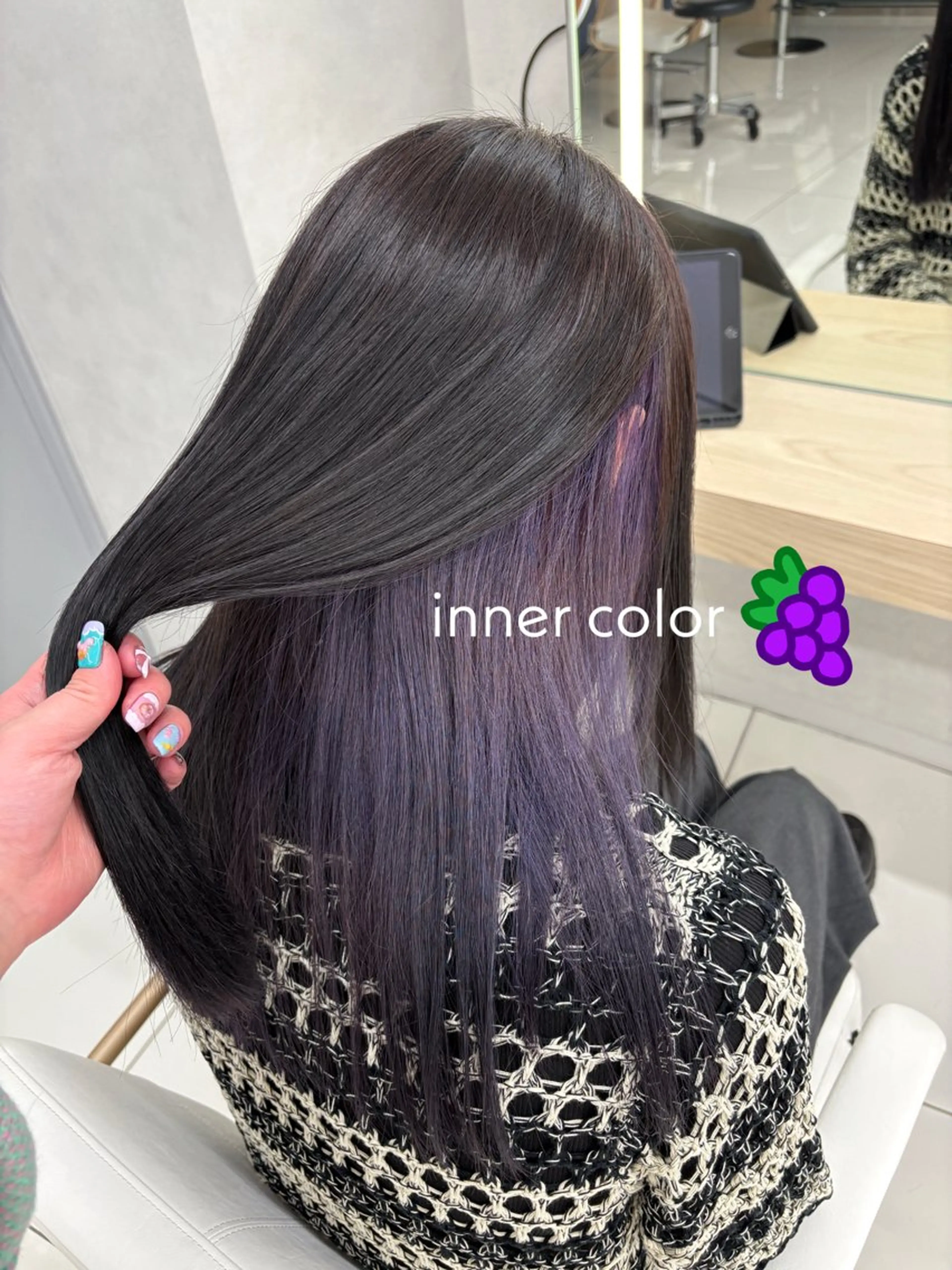 インナーカラー/イヤリングカラー/フェイスフレーミングの写真