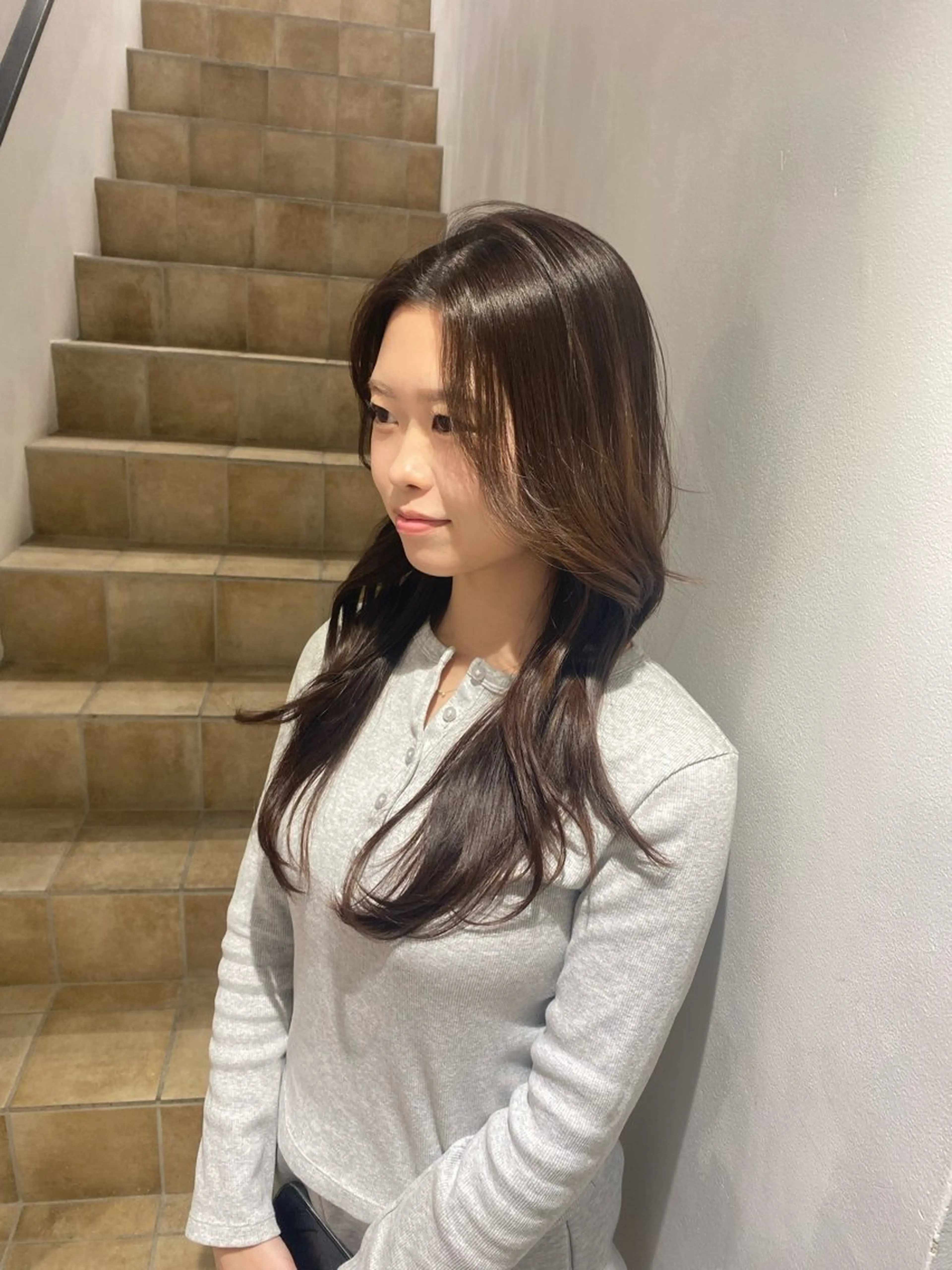 ロング カラー BUZZ 自由が丘所属・niimi rimuのヘアスタイル