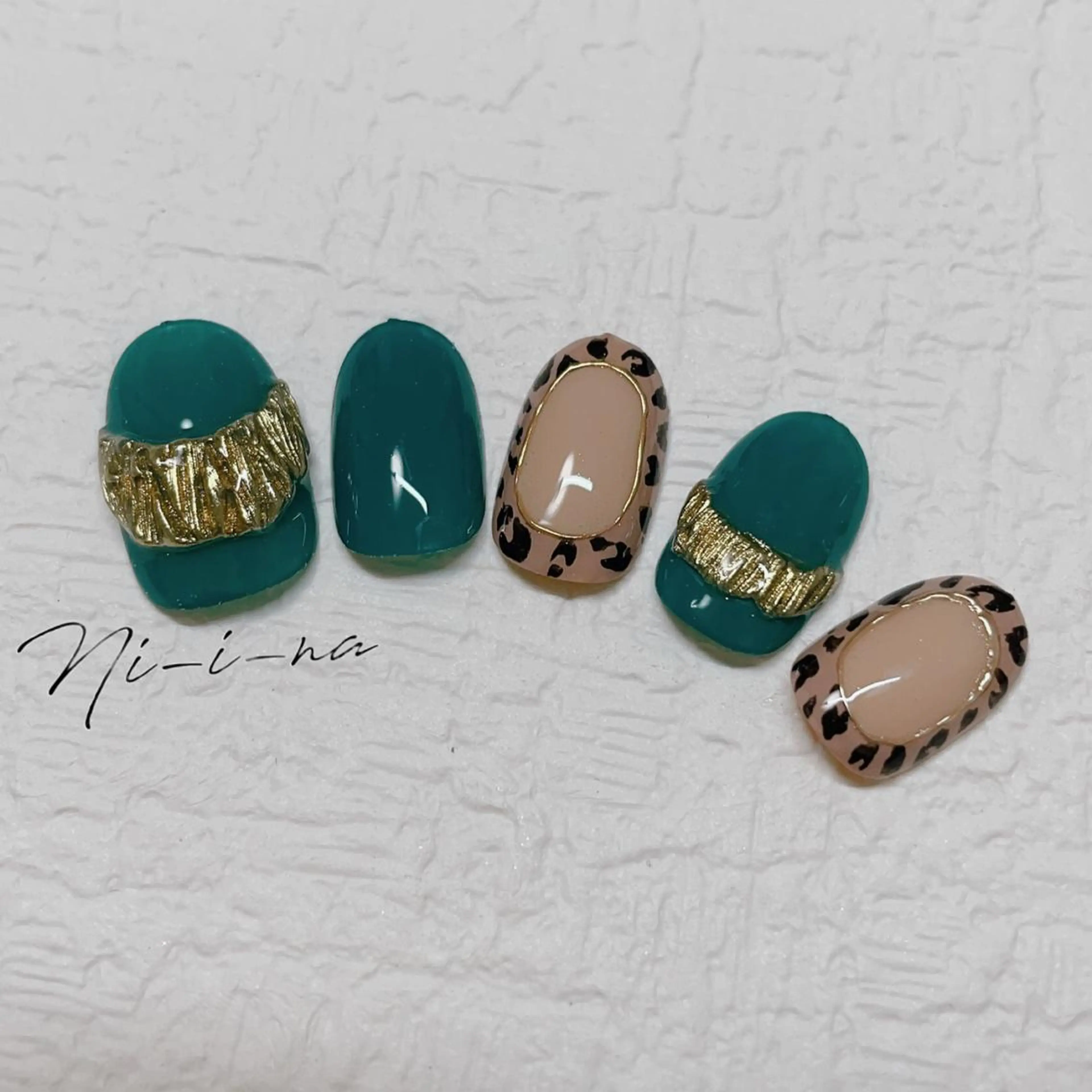 ネイル ハンドネイル nail salon Ni-i-naのネイルデザイン