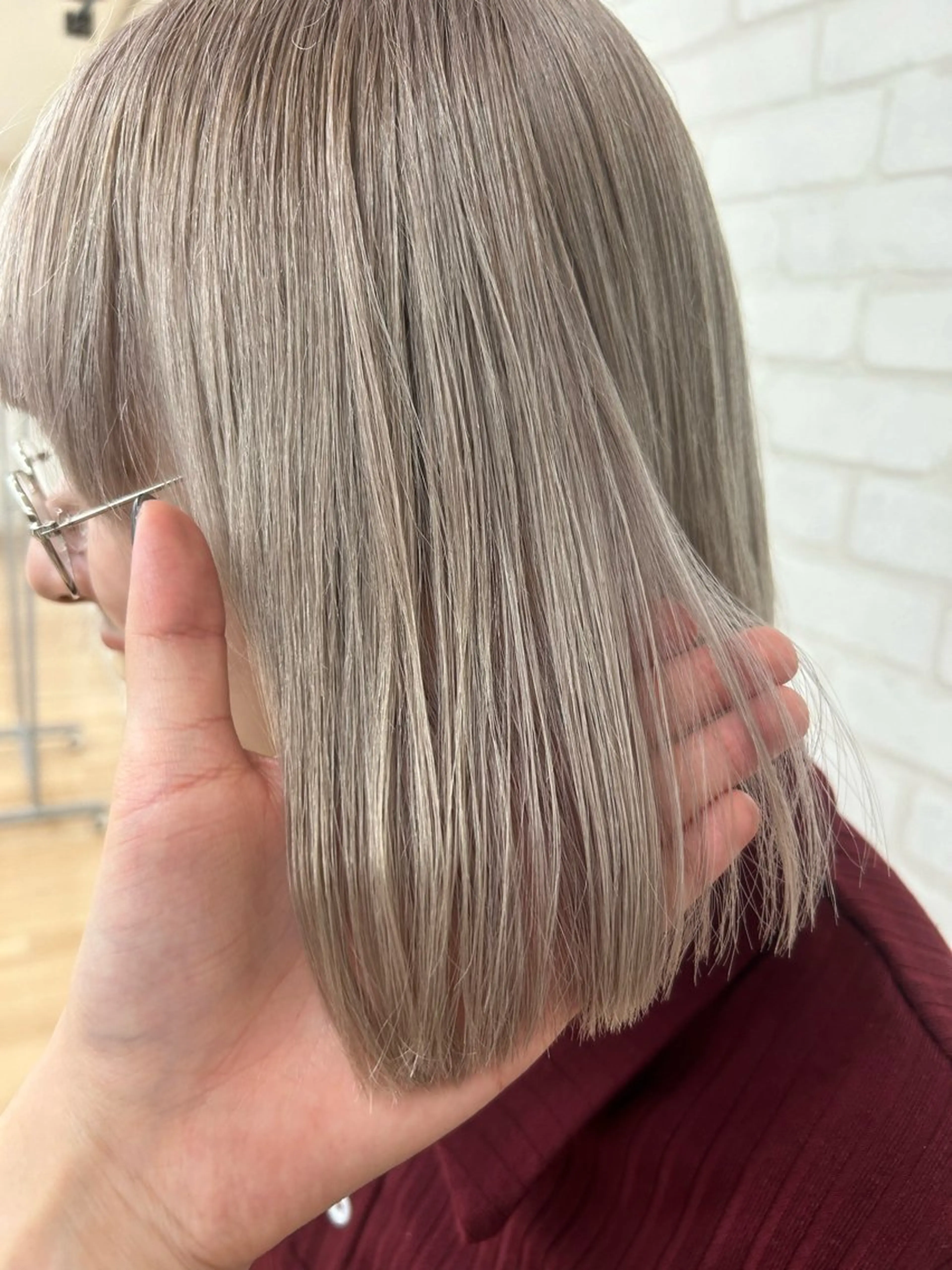 ショート カラー ヘアカラー リン🔔ボブ cut ベージュカラー🤎のヘアスタイル