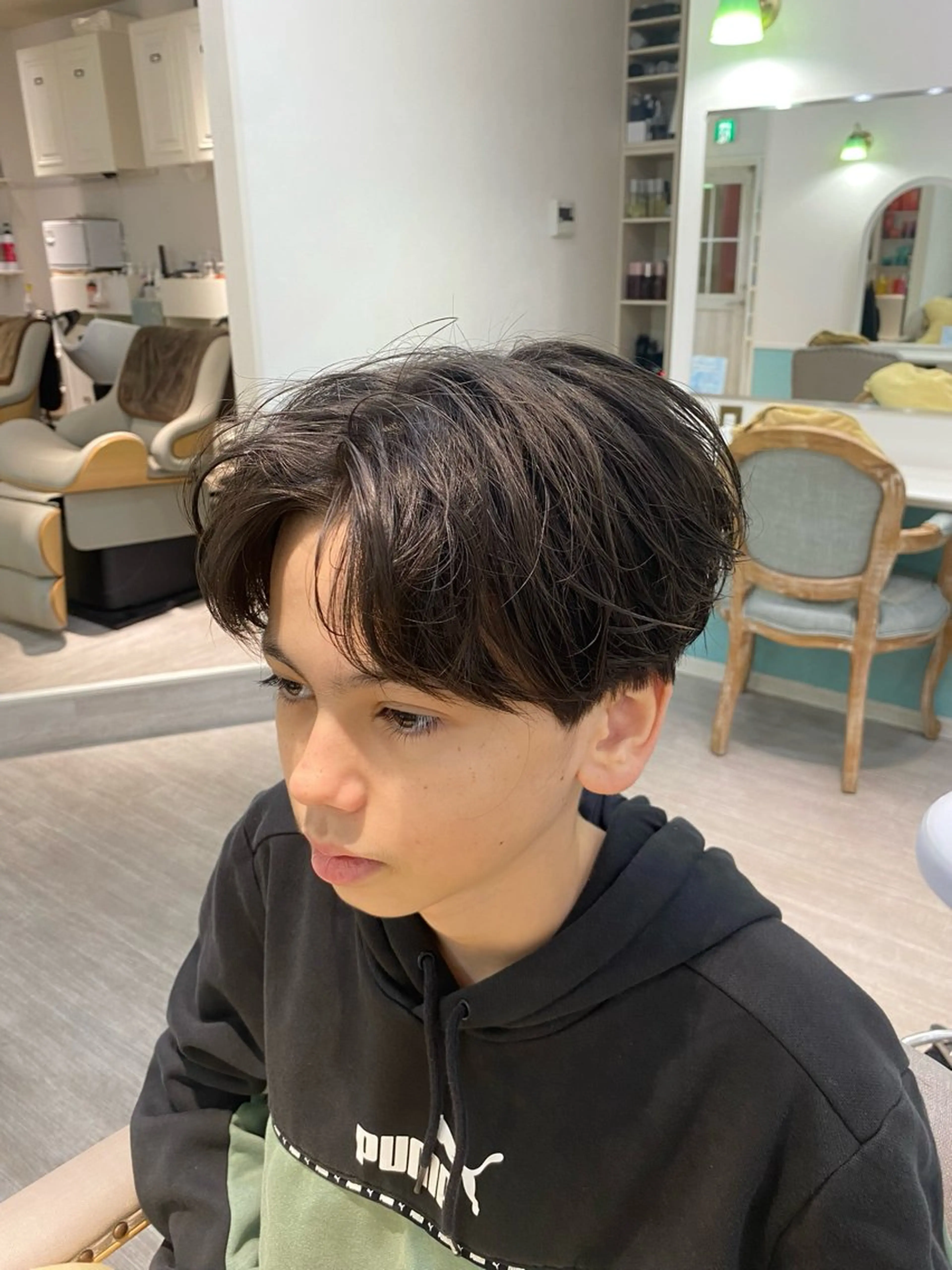 メンズ センターパート 【メンズ専門】 髙橋琉偉のヘアスタイル