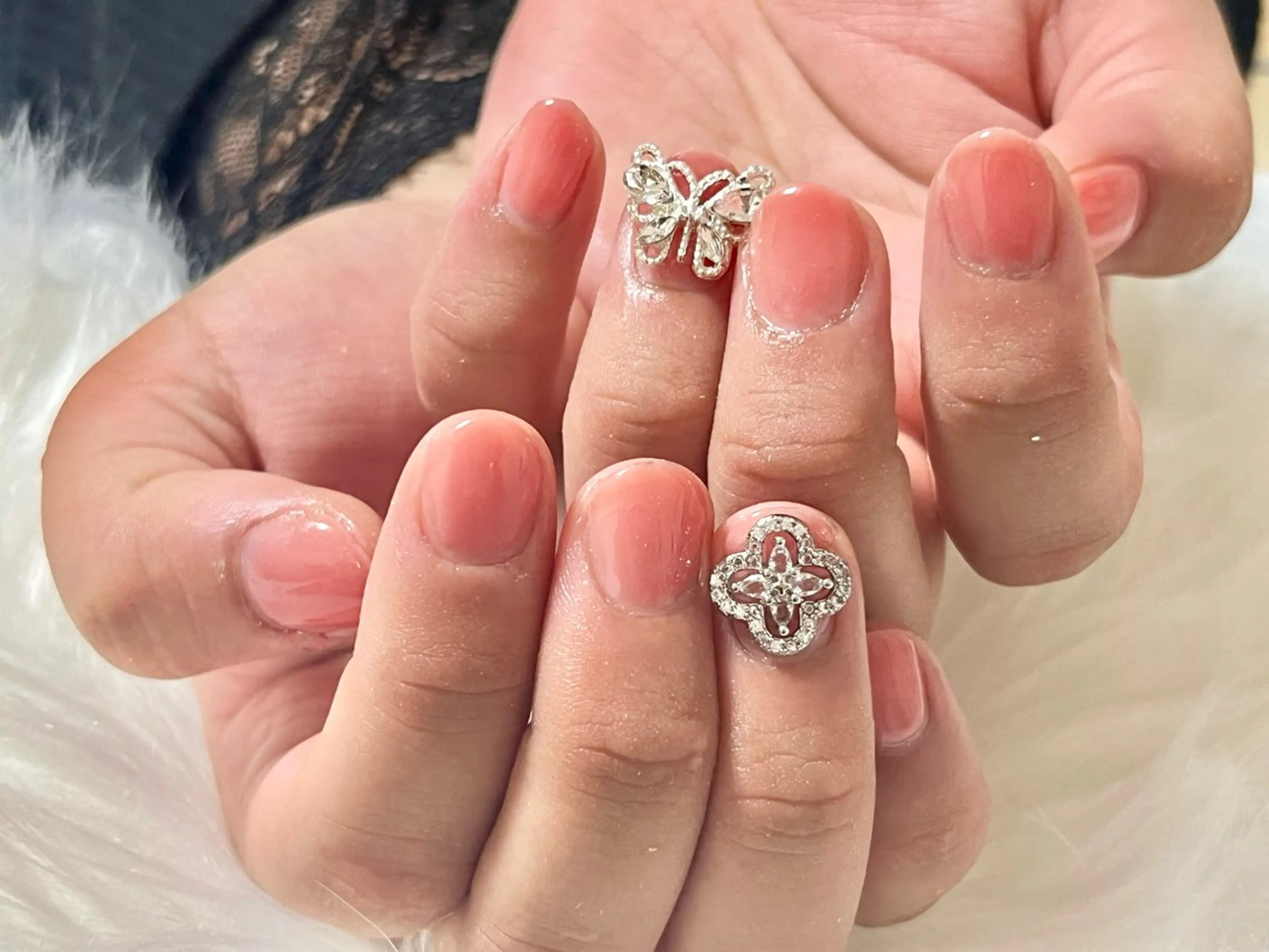 ネイル hohomi .のネイルデザイン