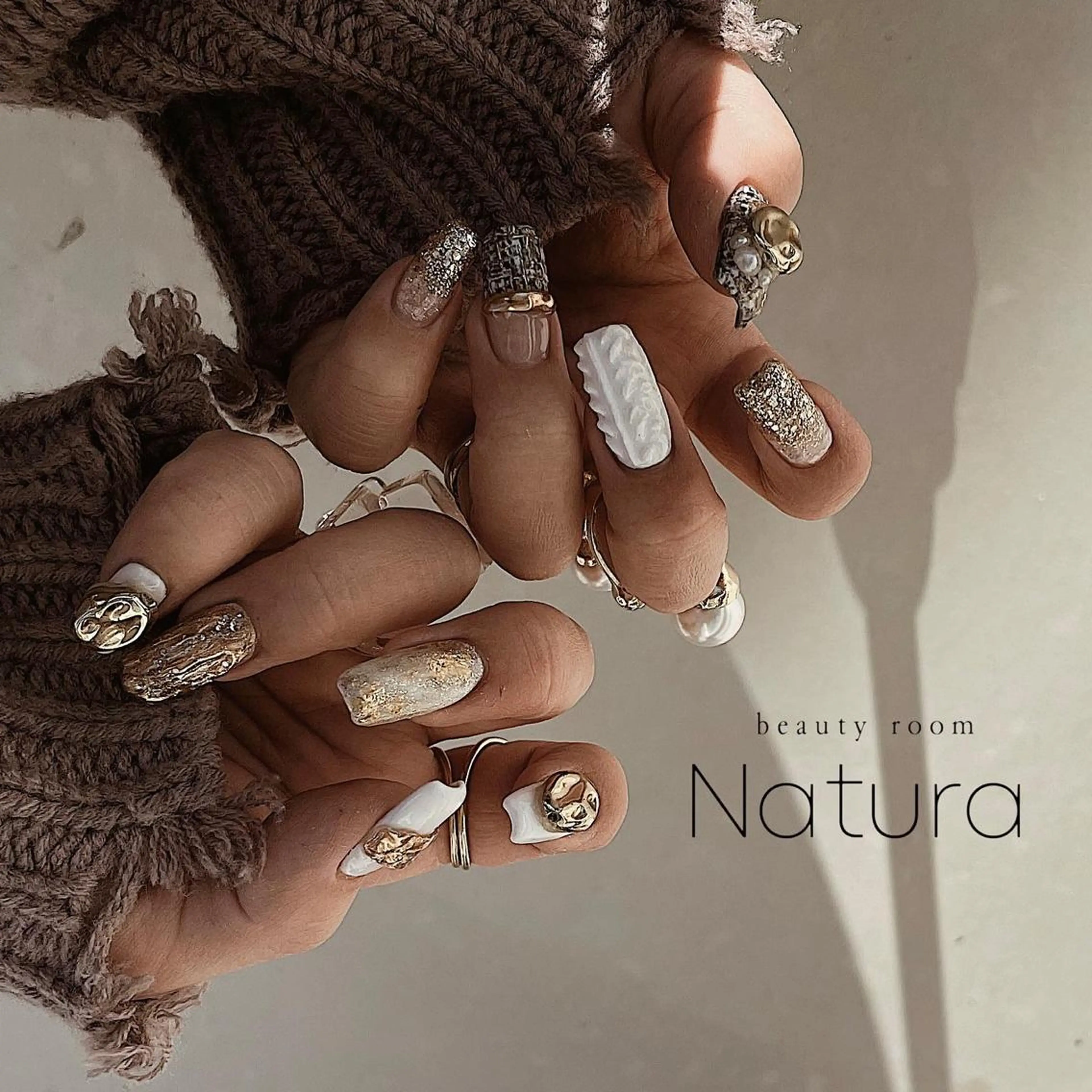 ネイル マツエク・マツパ アイブロウ ハンドネイル beautyroom Naturaのネイルデザイン