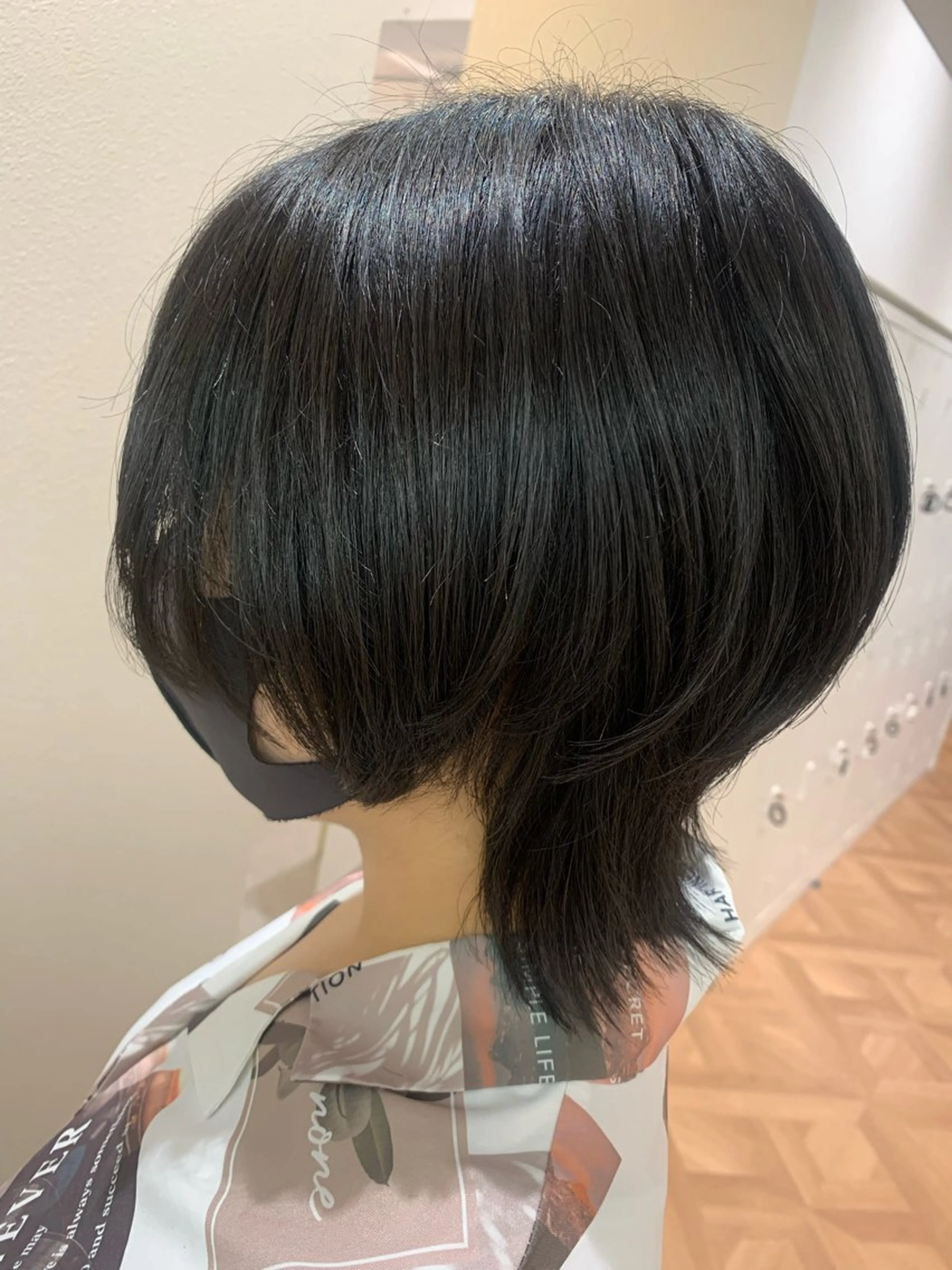 ショート ウルフカット カット トリートメント 佐々木 有彩のヘアスタイル