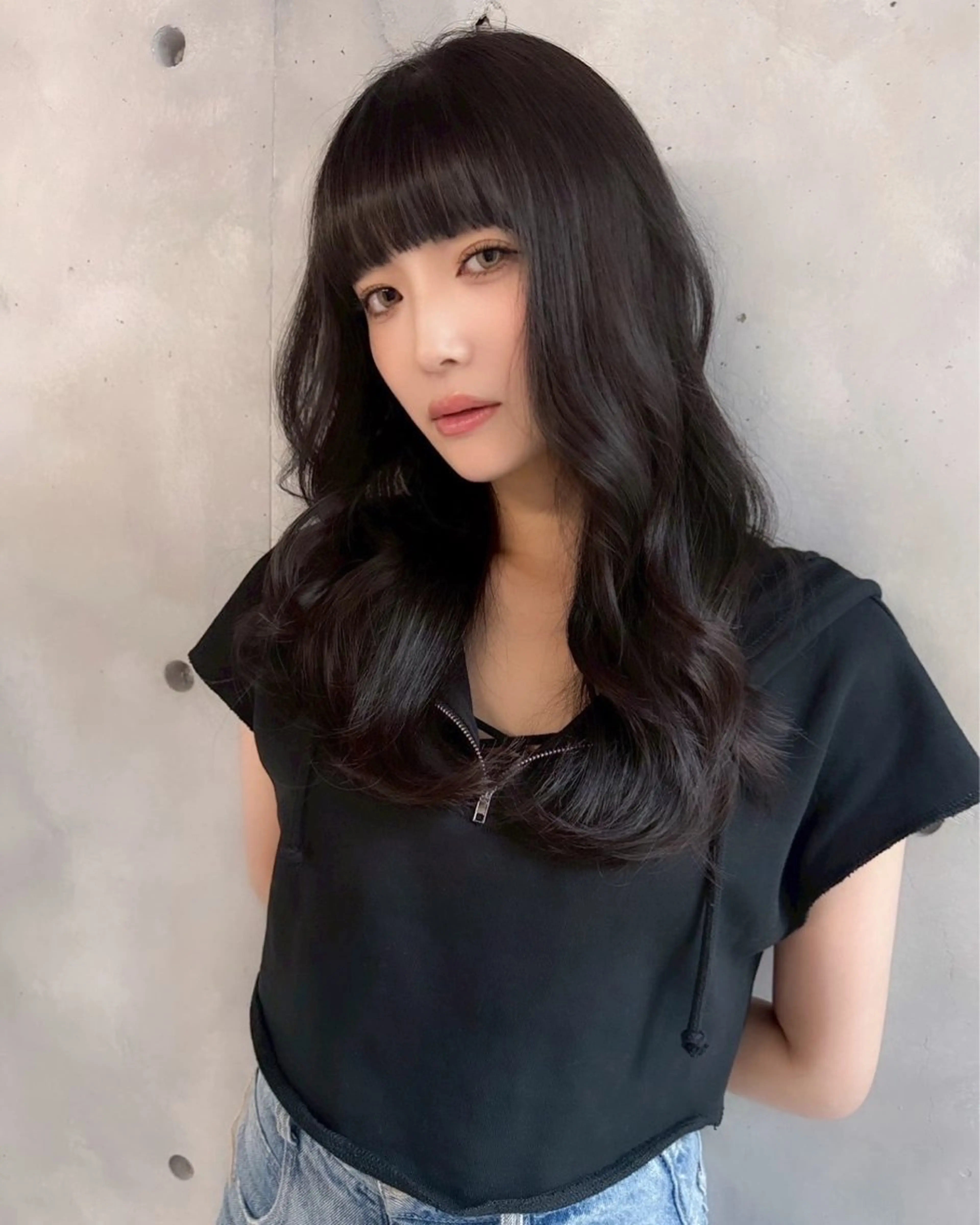 セミロング カラー アディクシーカラー バレイヤージュ ブリーチ ケアブリーチ 透明感カラー カット ヘアカラー Grow by NYNY 打越裕樹のヘアスタイル