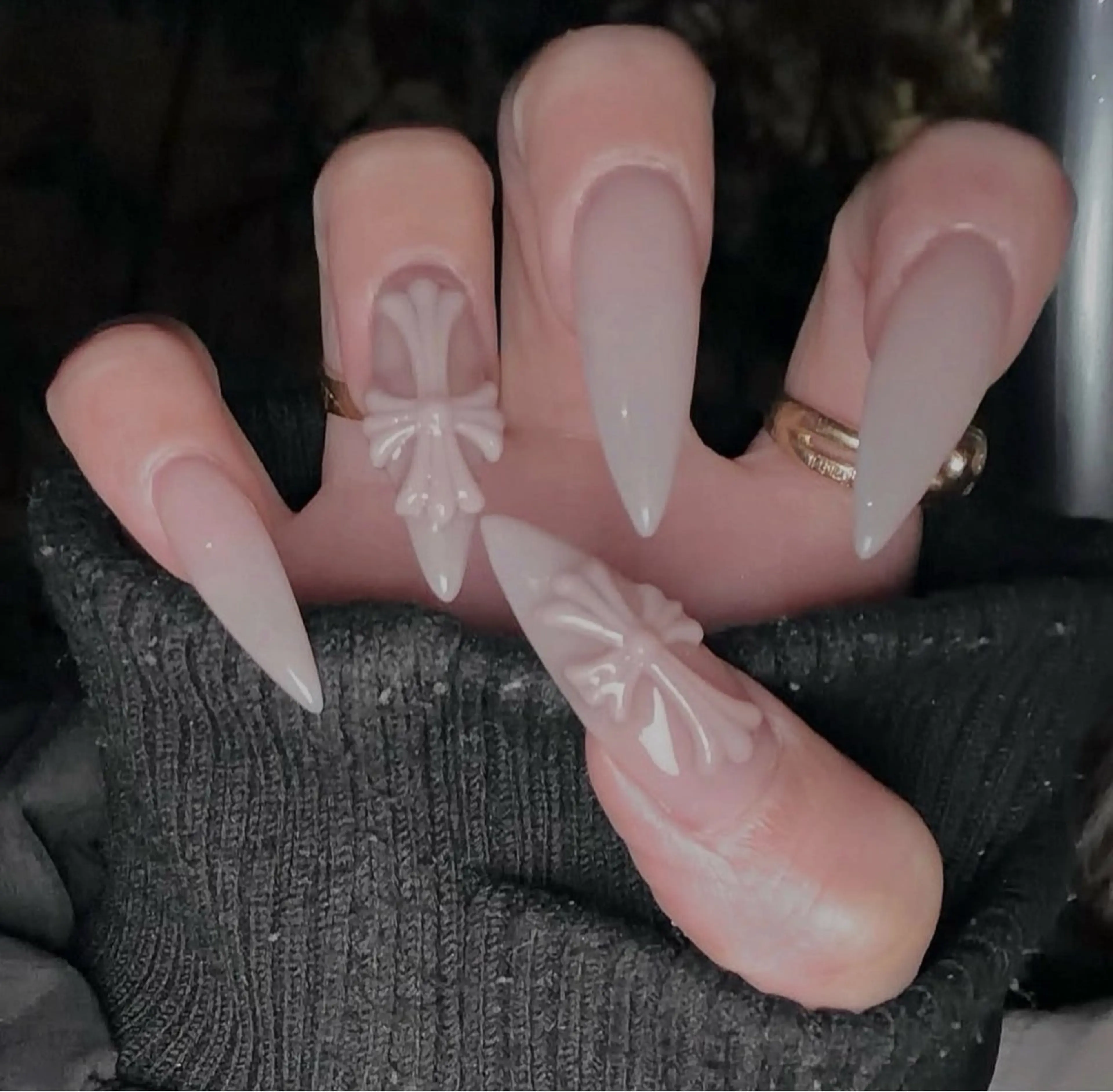 ネイル 長さ出し フレンチネイル 韓国ネイル レース マグネットネイル ハンドネイル 波 なみのネイルデザイン