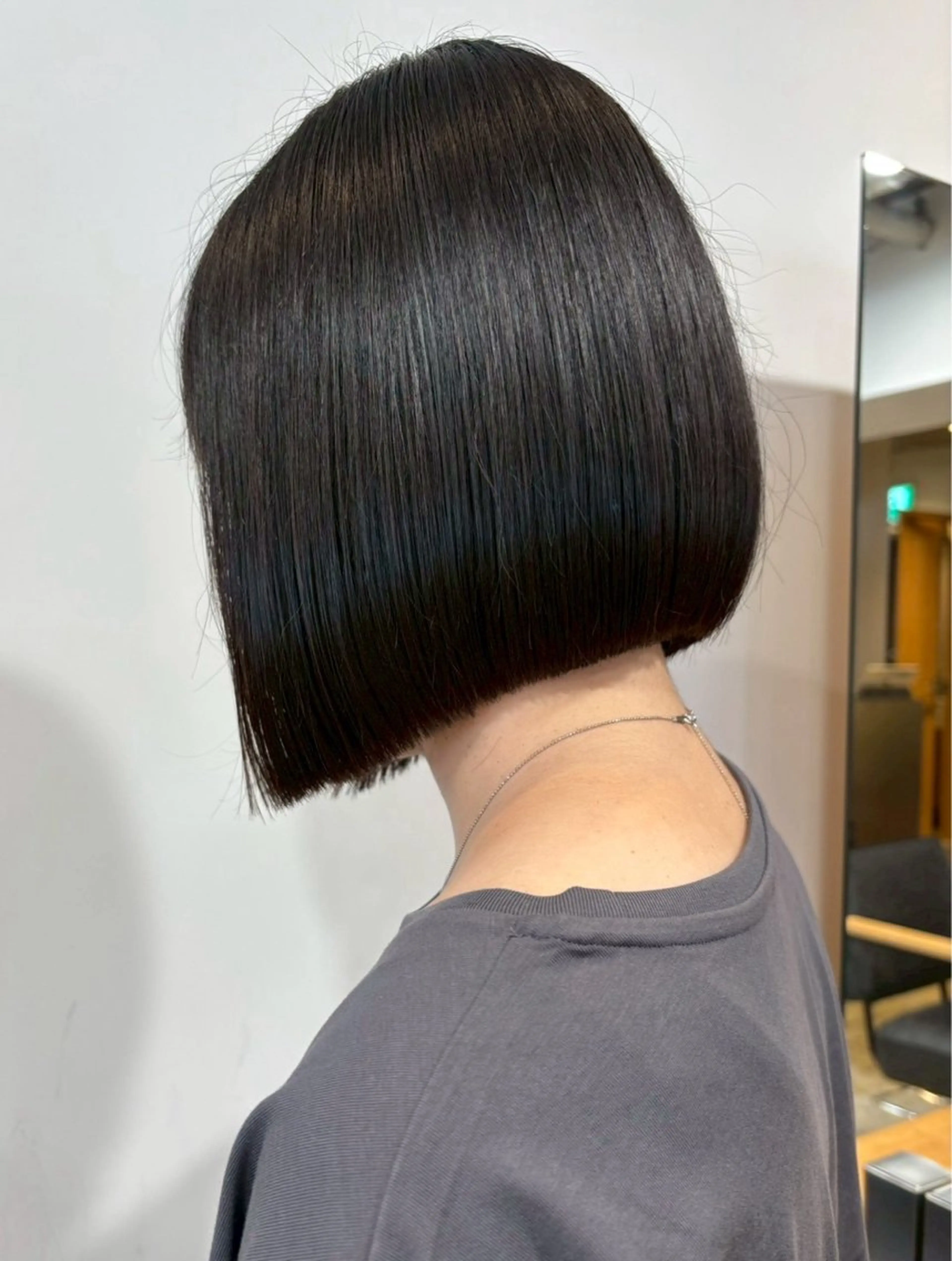 ショート 山崎 彩音のヘアスタイル