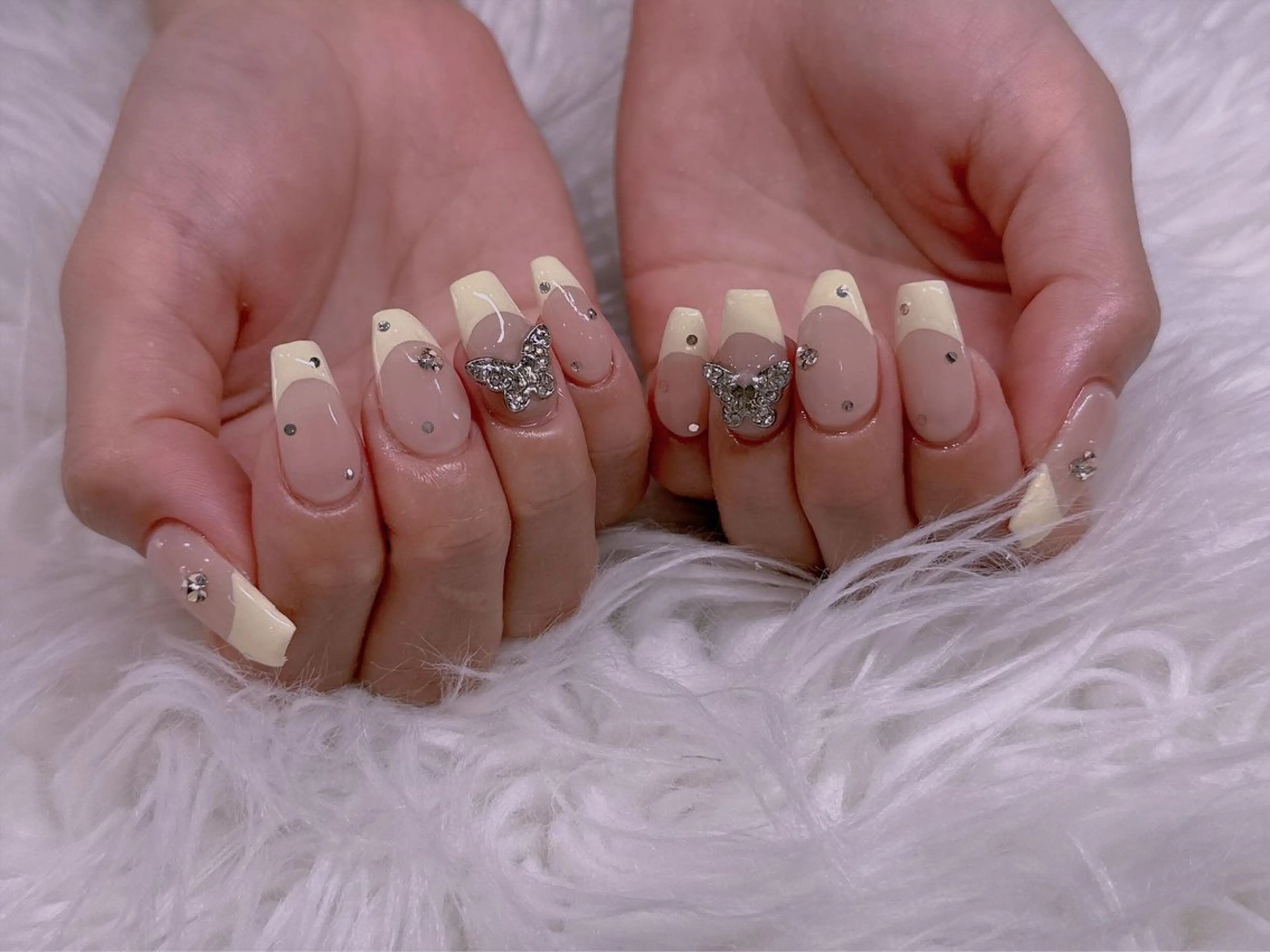 ネイル 美爪パラジェル導入店 Sunnilyのネイルデザイン